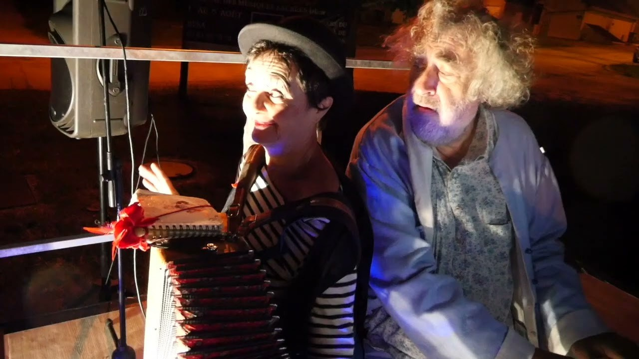 Videos et photos. Theatresaintbonnet.com