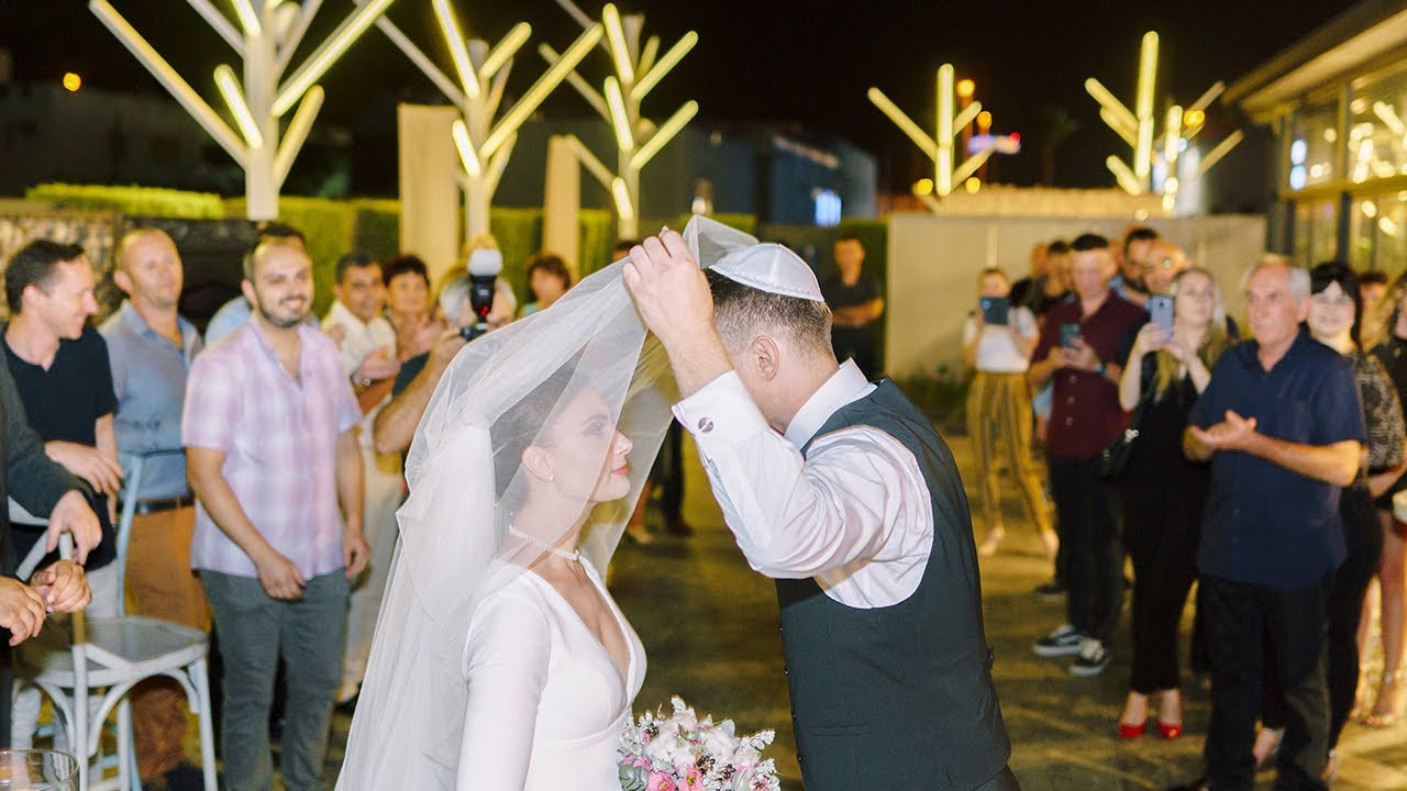 Beautiful wedding in Acre, Vladimir & Daria. Porto Travel Photographer | Couples & Vacation Photos in Portugal — WePortugal