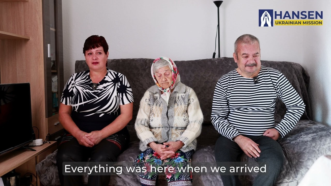 Family Prokhozhai. Senior Chudo Village