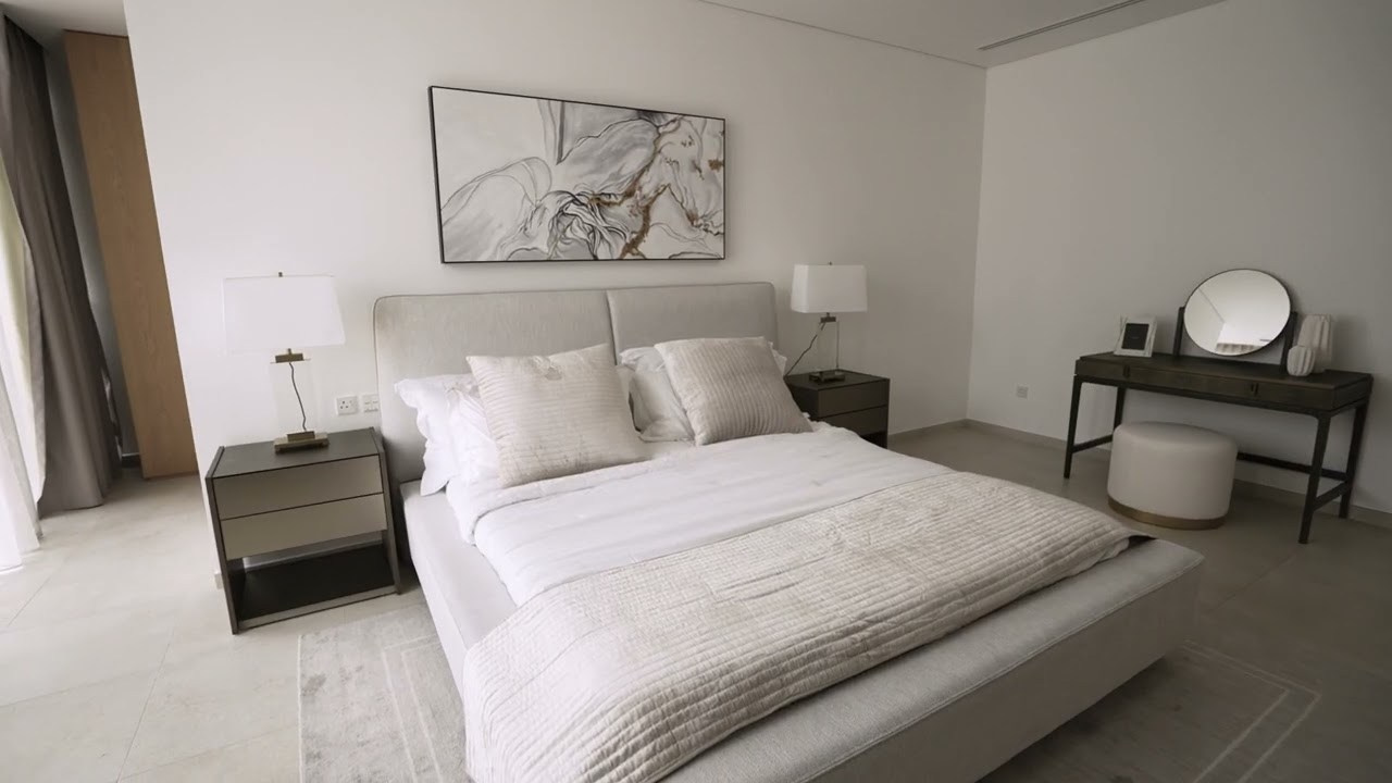 Real estate. RightNow Production