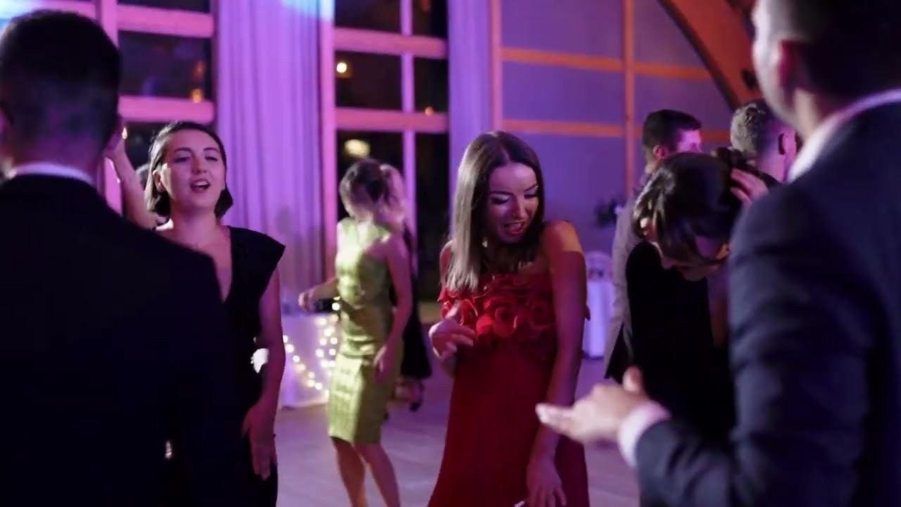 Nunta pe malul lacului , la Kalypso Lago. Proud Vision Weddings | Wedding Photography & Film — Servicii profesionale Foto Video Nunta Iasi