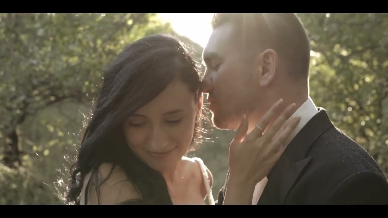 Fotograf si videograf de nunta in stil fotojurnalistic, nunta Le gaga. Proud Vision Weddings | Wedding Photography & Film — Servicii profesionale Foto Video Nunta Iasi