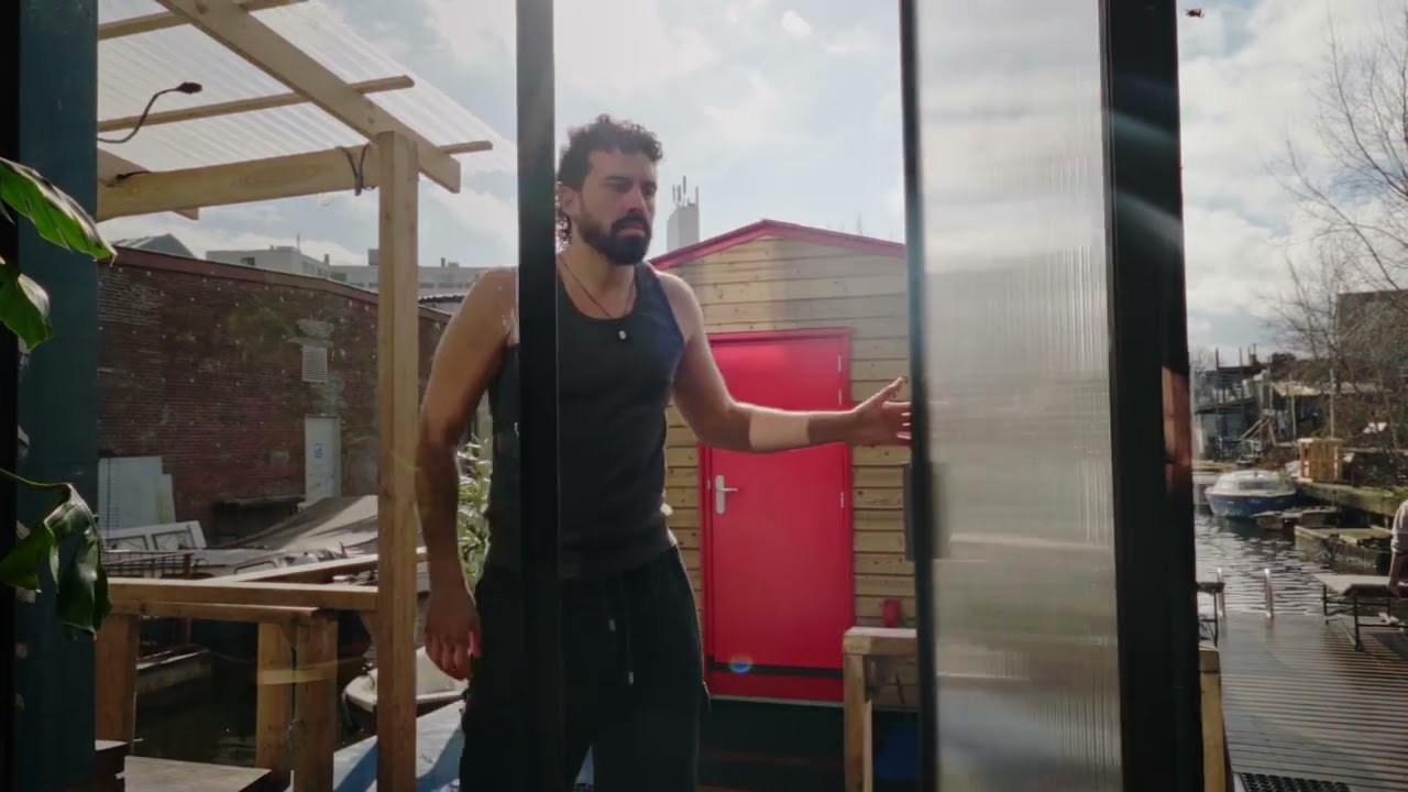 Badhus. Denshyr — Visual Artist