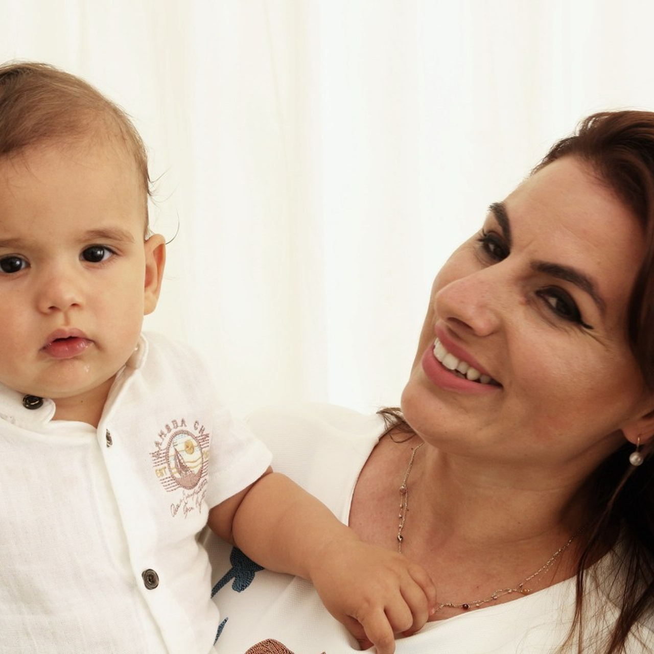 BYZO MEDIA. PETRU BYZO - family and children photographer in ROMANIA