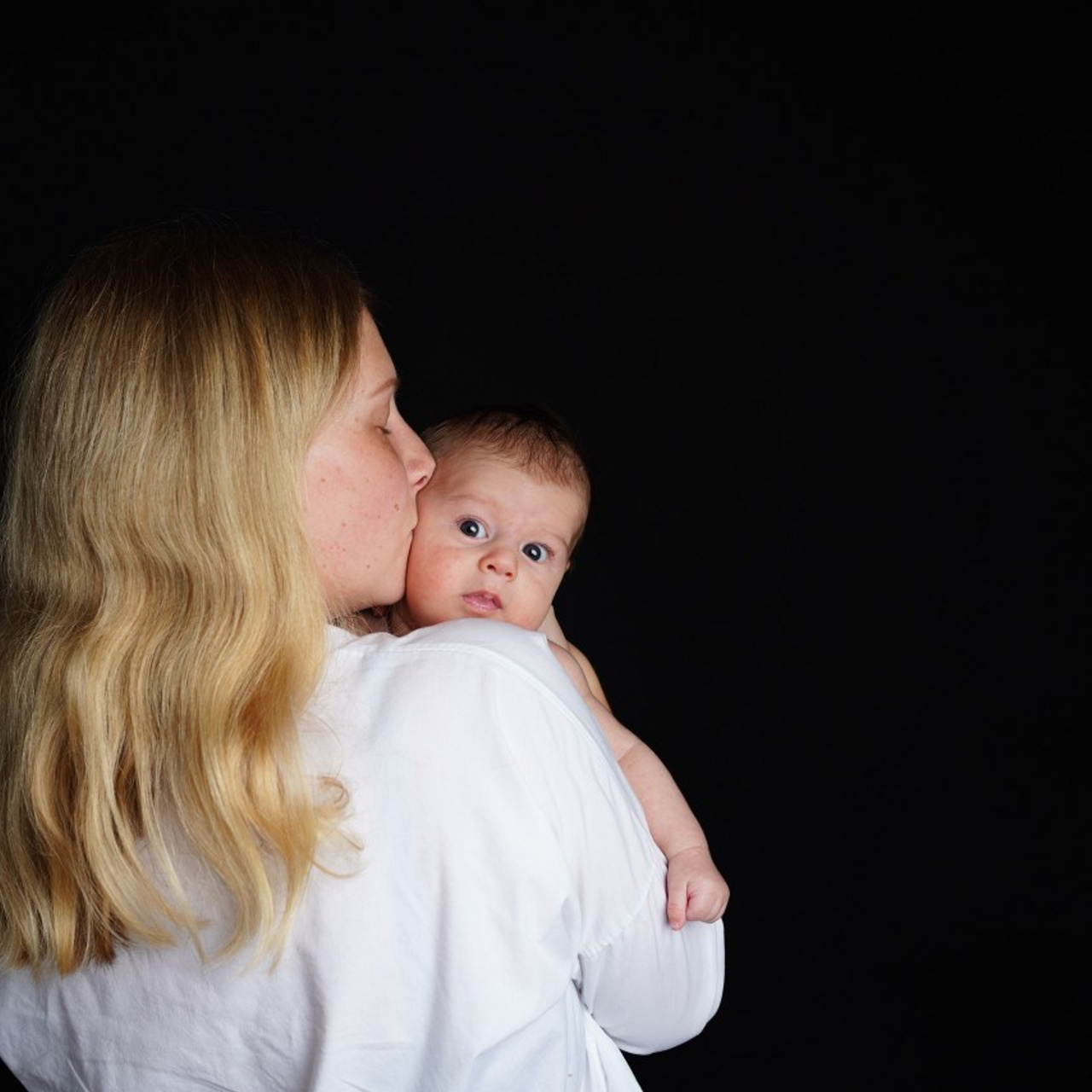 Bewertungen Fotografin Nastassia Schneider in Augsburg. Neugeborenenfotografin und Retoucher in Augsburg Nastassia Schneider