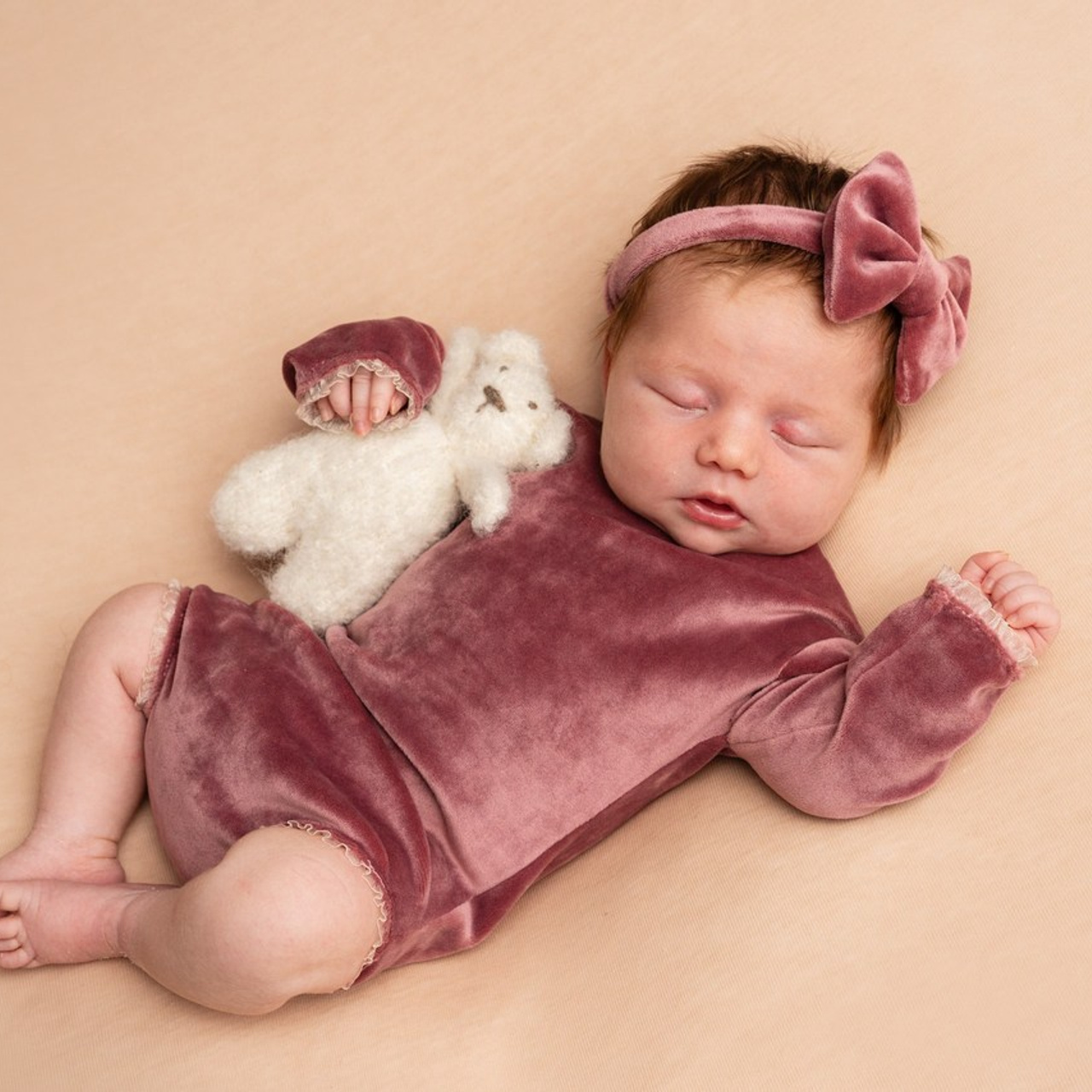 Bewertungen Fotografin Nastassia Schneider in Augsburg. Neugeborenenfotografin und Retoucher in Augsburg Nastassia Schneider