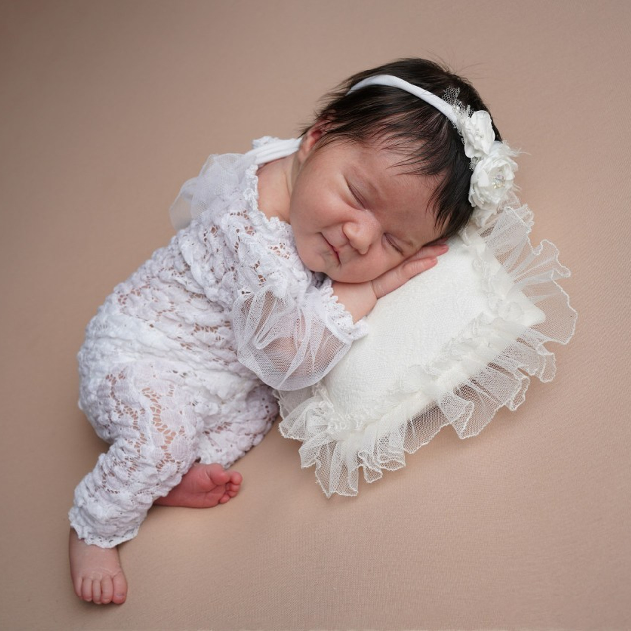 Neugeborenenfotografin und Retoucher in Augsburg Nastassia Schneider