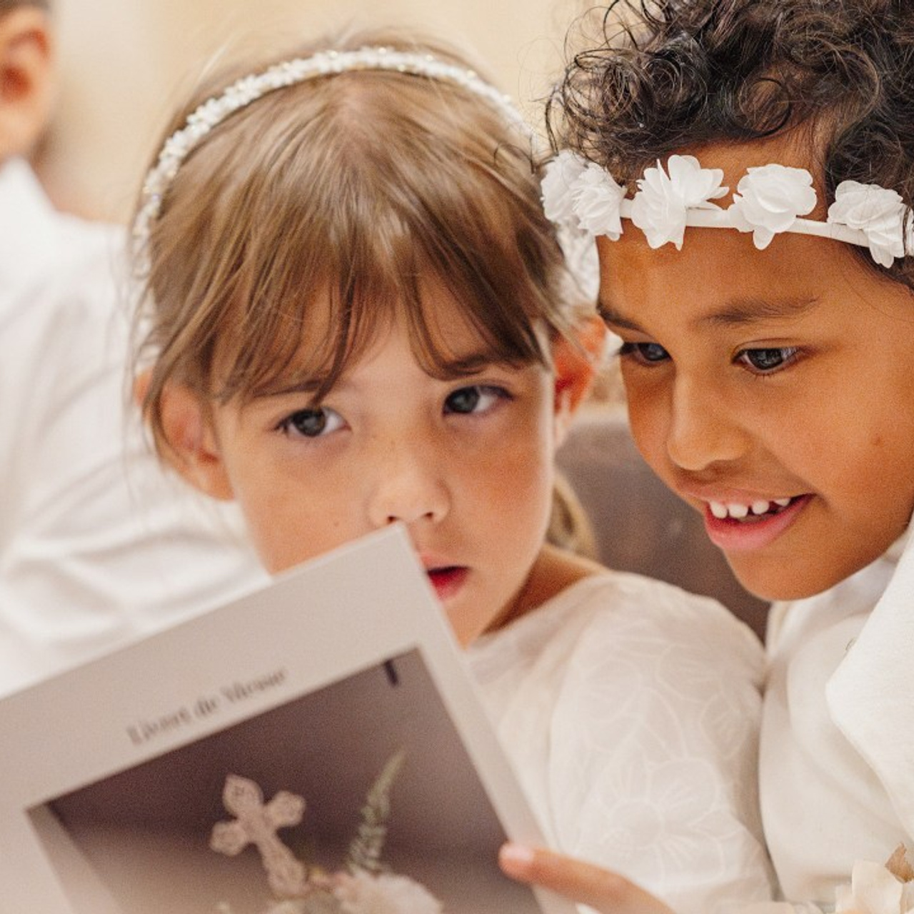 Avis. Photographe sur Cote d’Azur. Portraits de familles, couples, enfants, événements