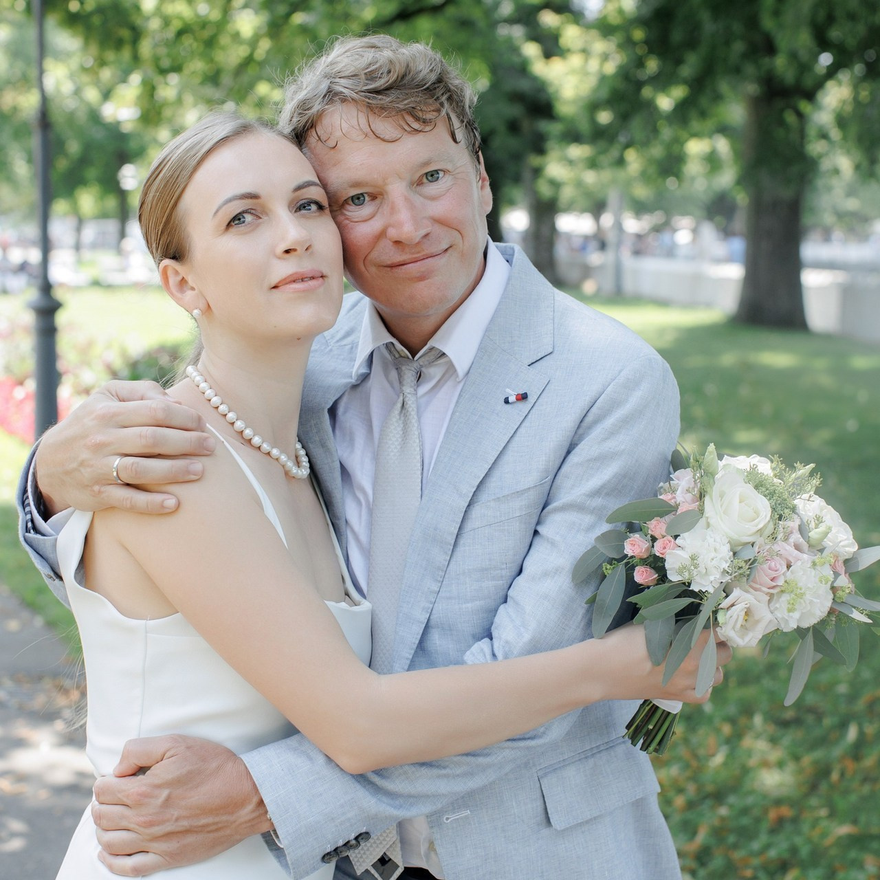 Feedback. Amazing photo session at a time convenient for you. Y