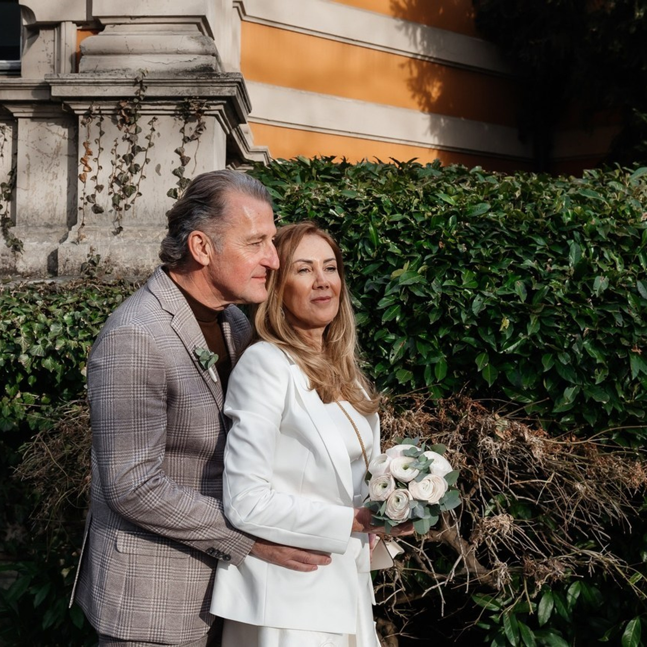 Feedback. Amazing photo session at a time convenient for you. Y