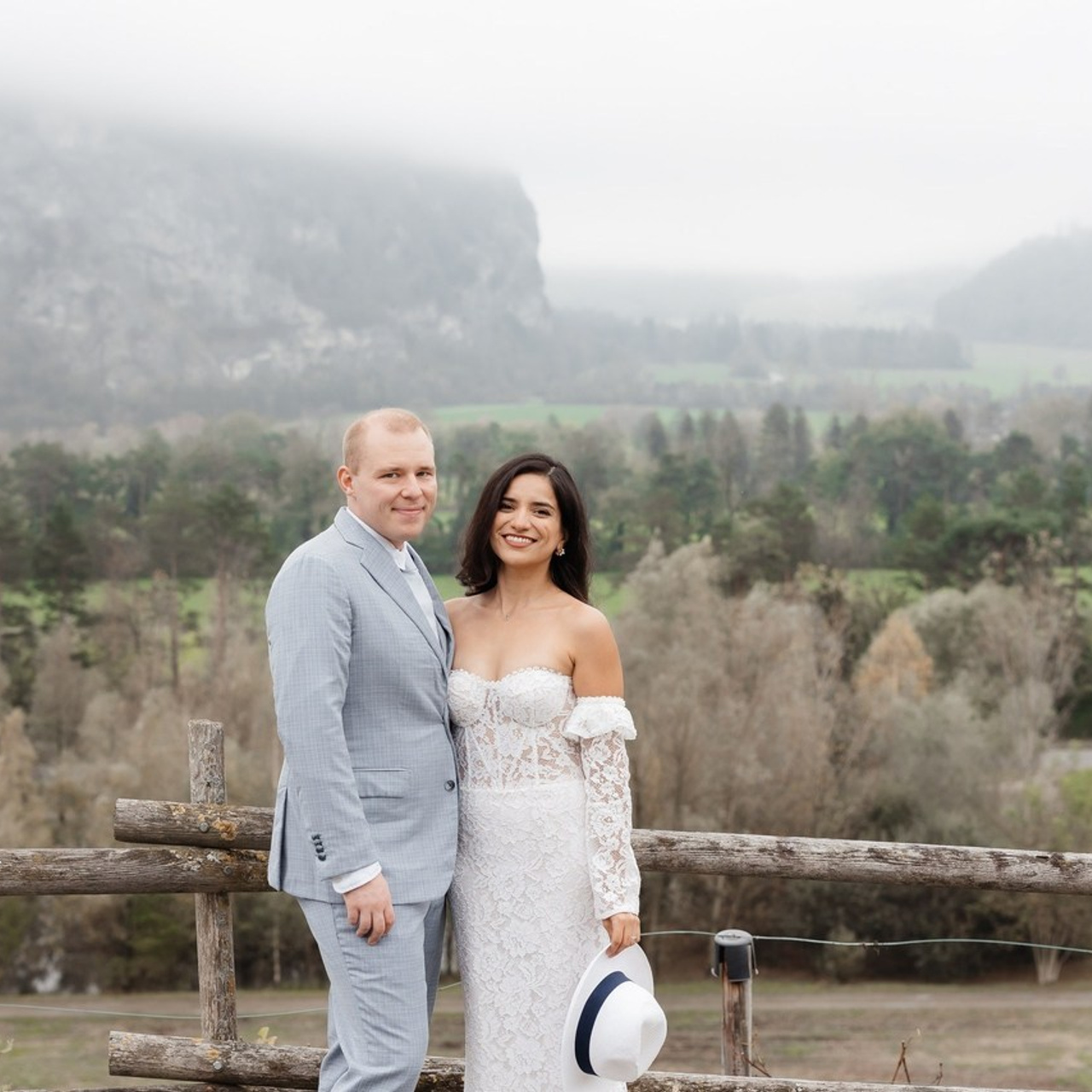 Feedback. Amazing photo session at a time convenient for you. Y