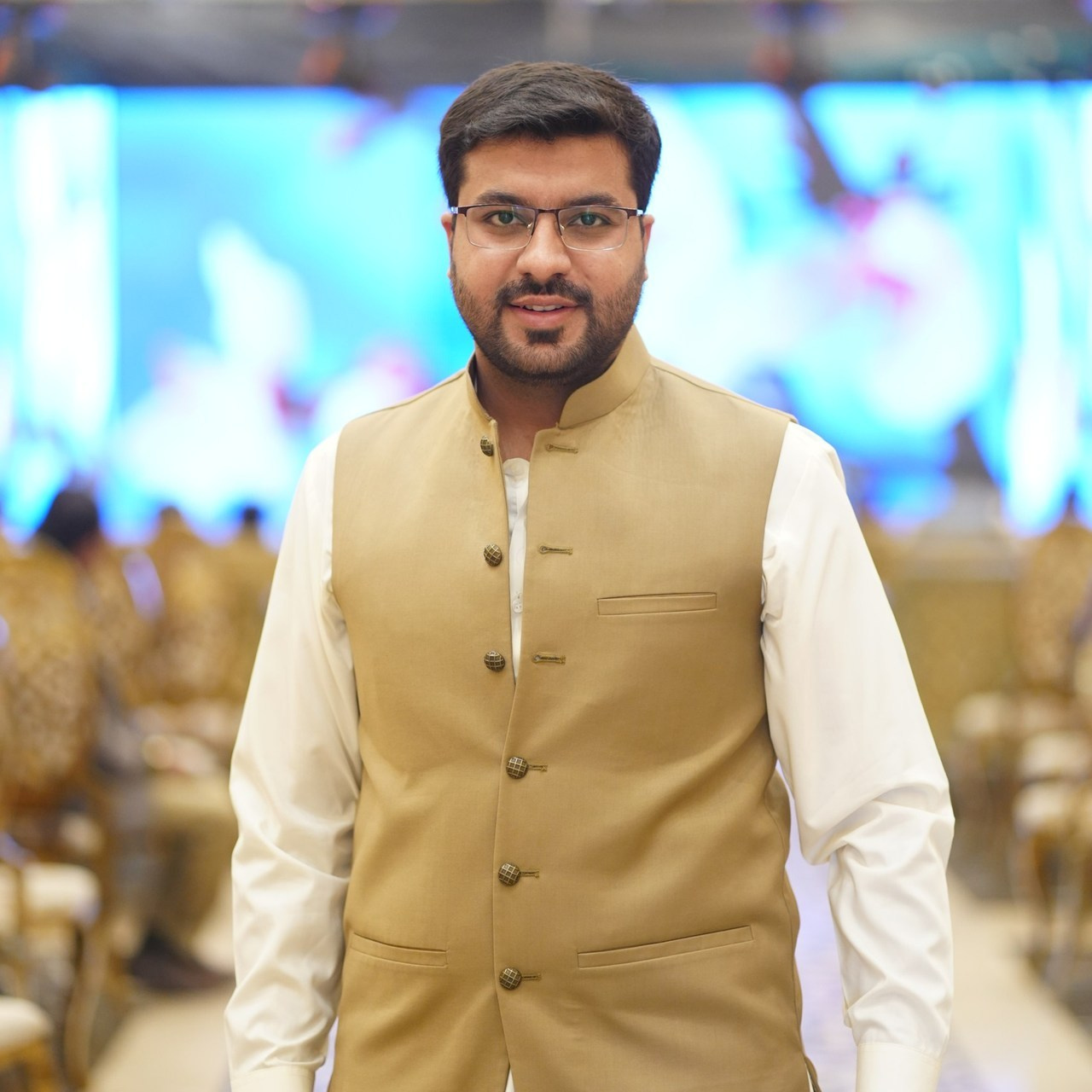 Testimonials. MomentsbyFNF — capturing timeless wedding stories across Pakistan with passion, artistry & heart