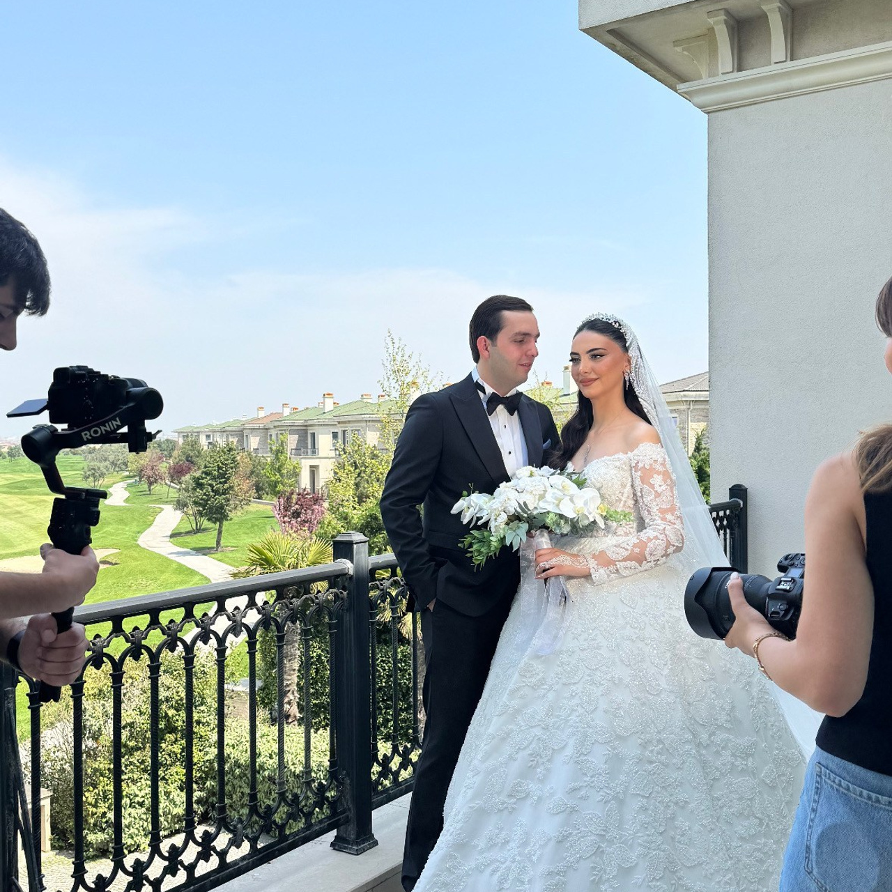 Müştəri məmnuniyyəti. AysuHasani