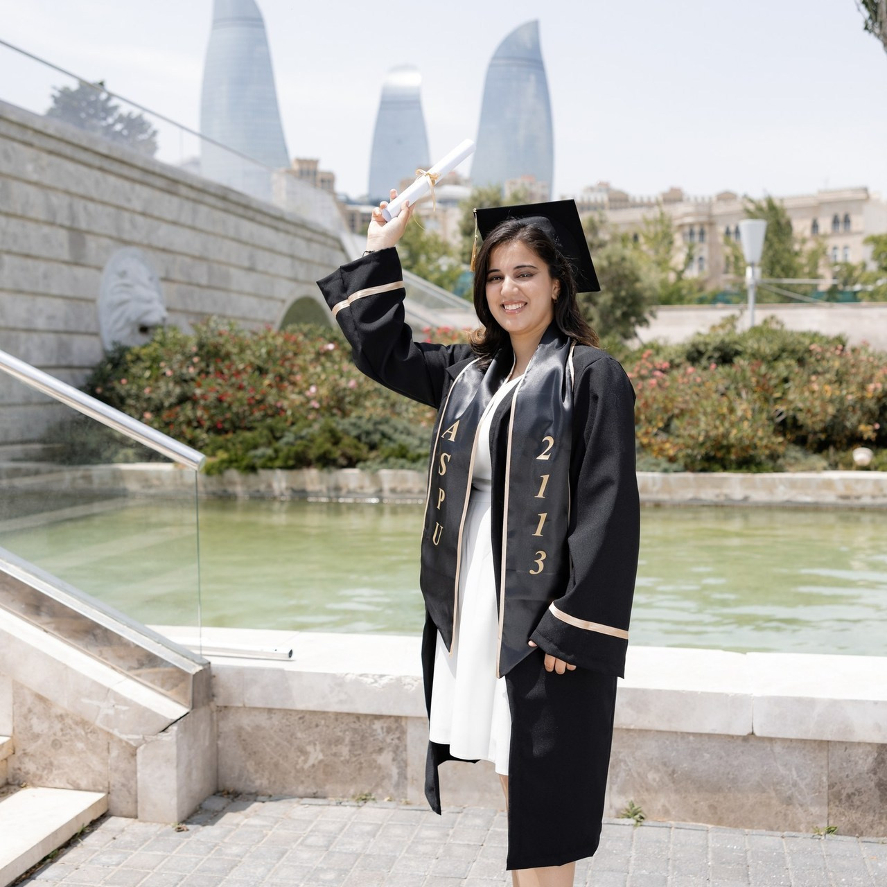 Müştəri məmnuniyyəti. AysuHasani