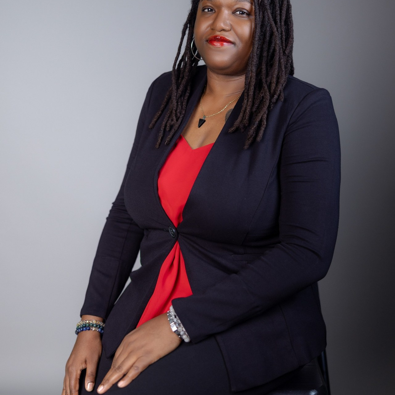 REVIEWS. Louisa Lewis |Shenzhen-based Photographer & Videographer