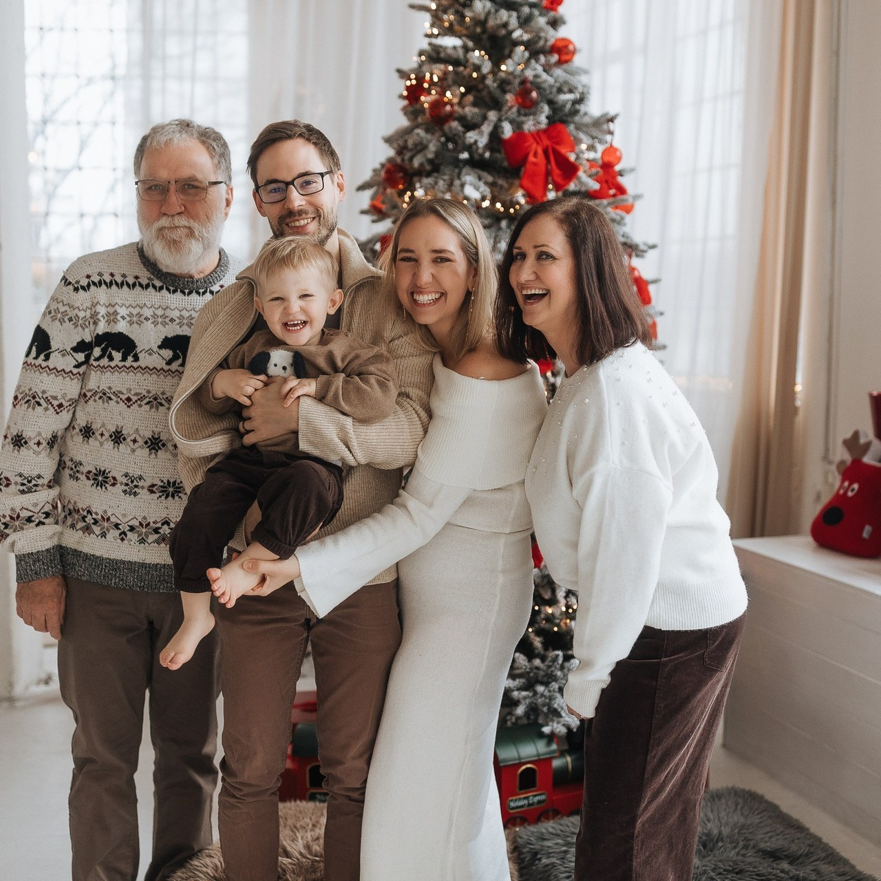 Reviews. Family Photographer in Prague Nigina Fattakh