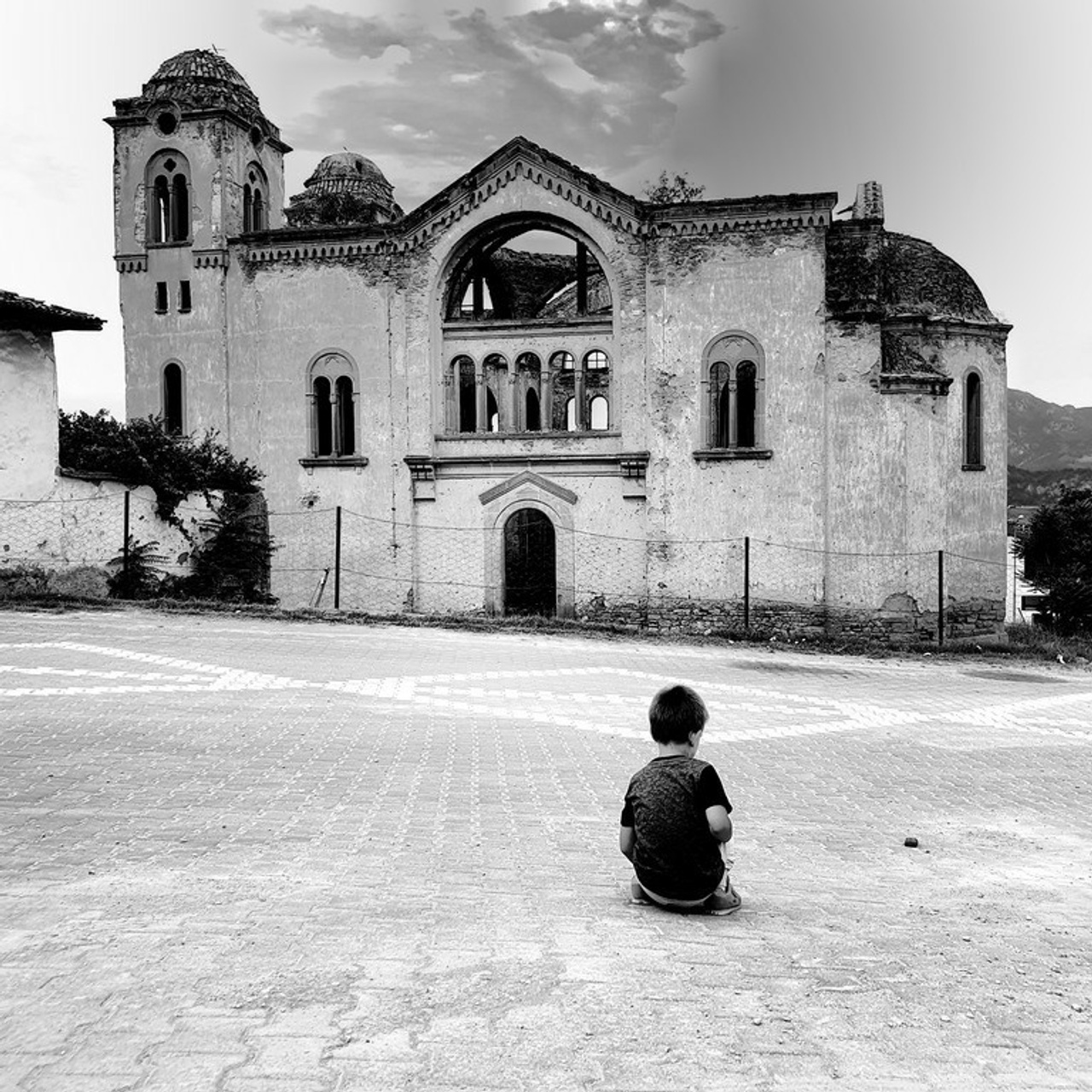 Street фото. Consultation on printing in various magazines, illustrations for books