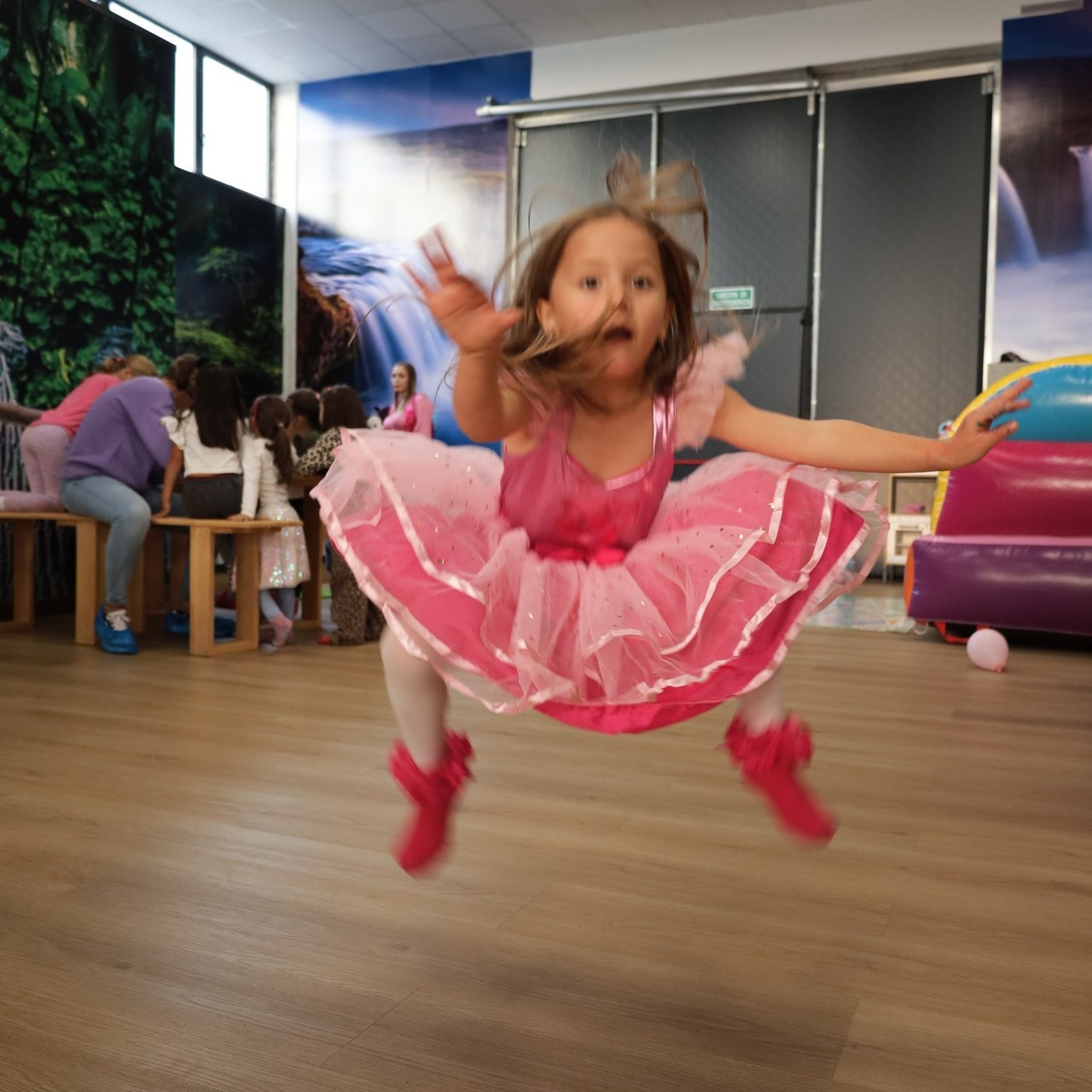 Review. Ole Photographer