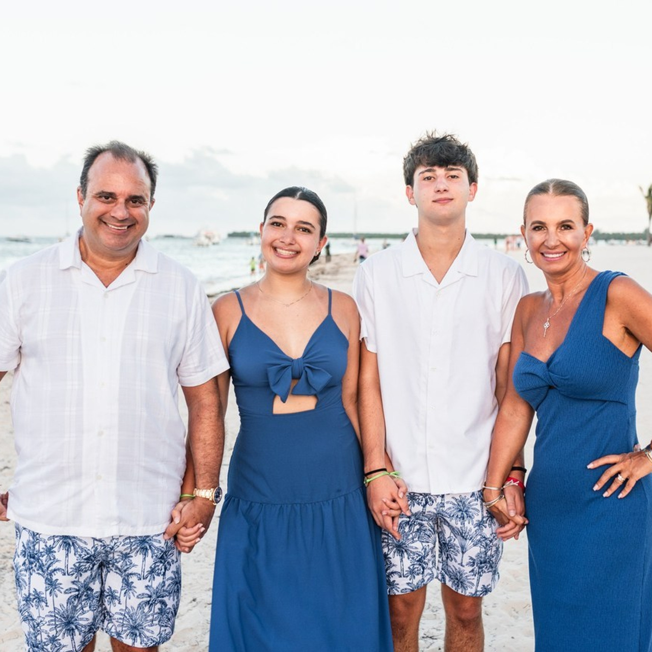 Testimonios. Fotógrafo de Bodas y Propuestas de Matrimonio en Punta Cana – Mikhail Chernov