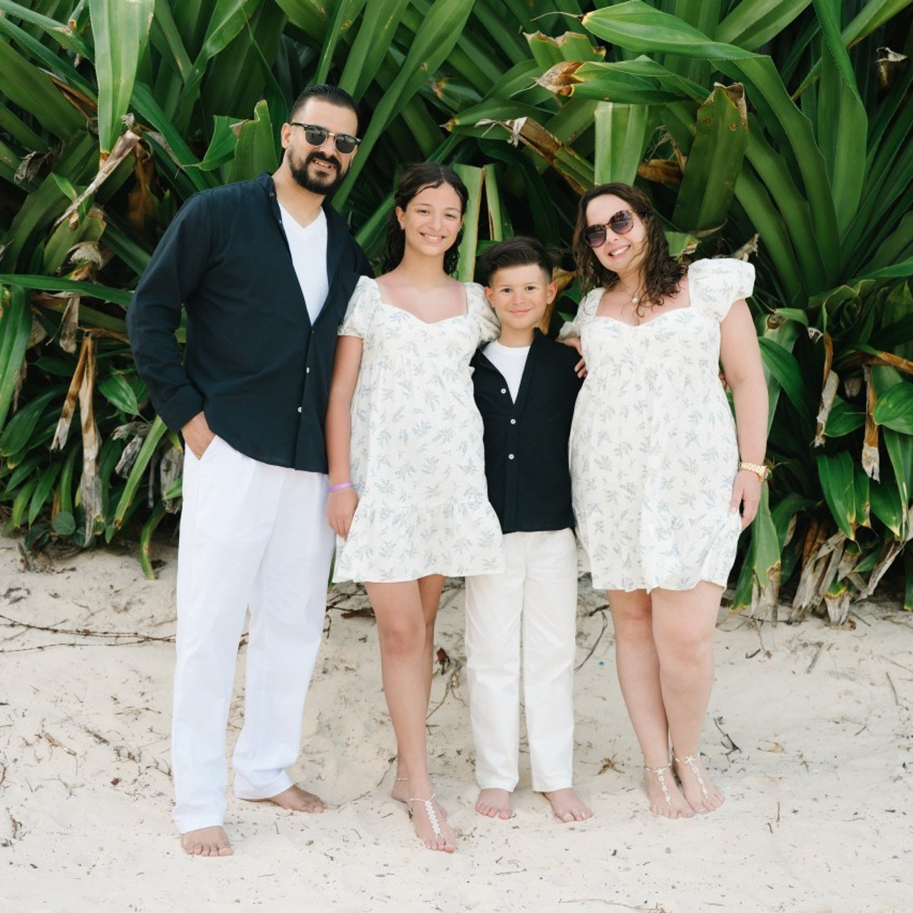 Testimonios. Fotógrafo de Bodas y Propuestas de Matrimonio en Punta Cana – Mikhail Chernov