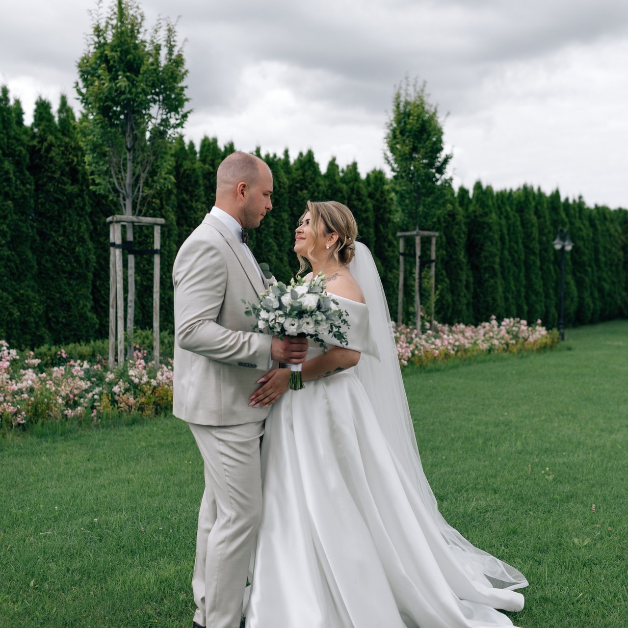 Feed Back. Wedding photographer and videographer Europe