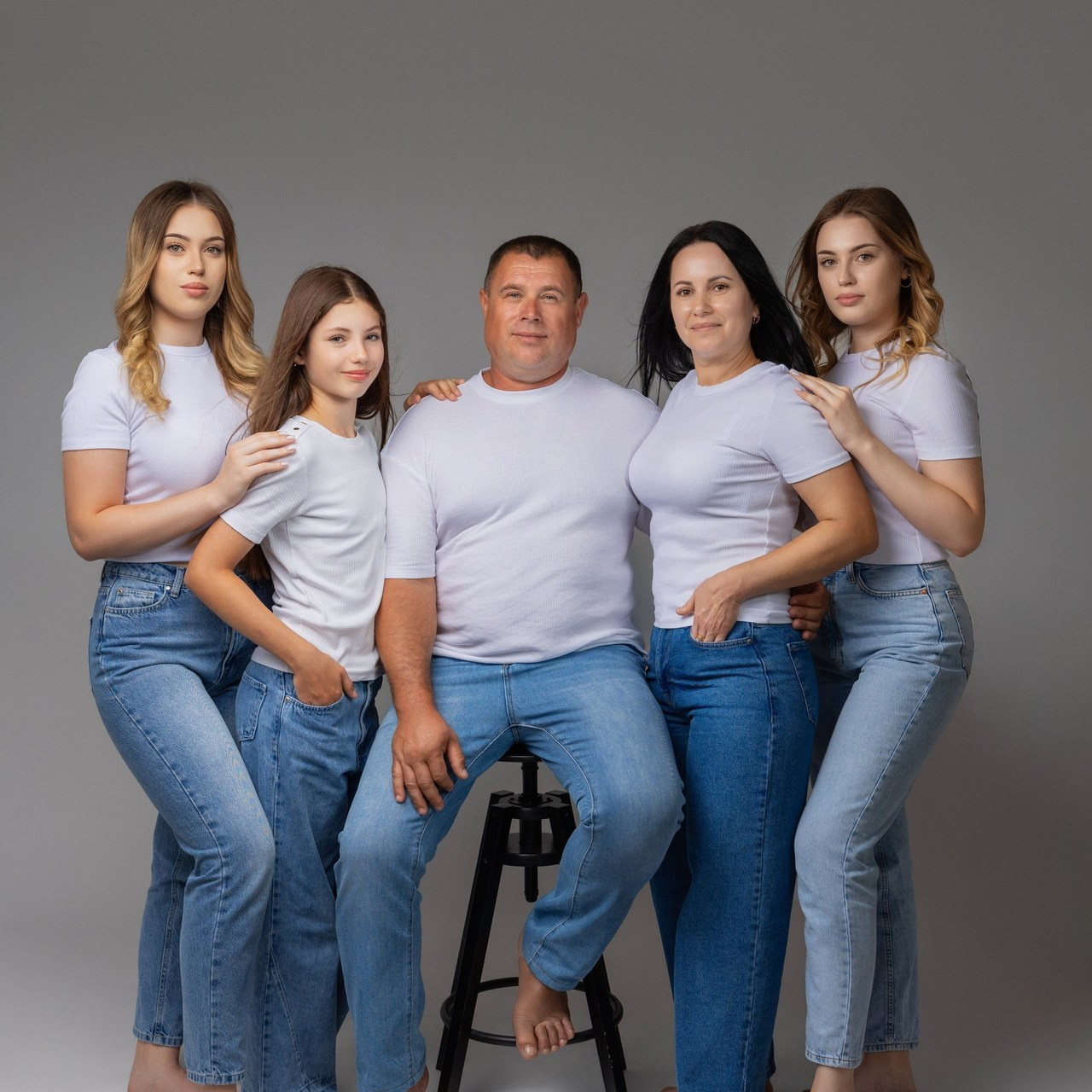 RECENZII. Fotograf de familie la Ungheni și Reggio-Emilia, Alessia Slivca