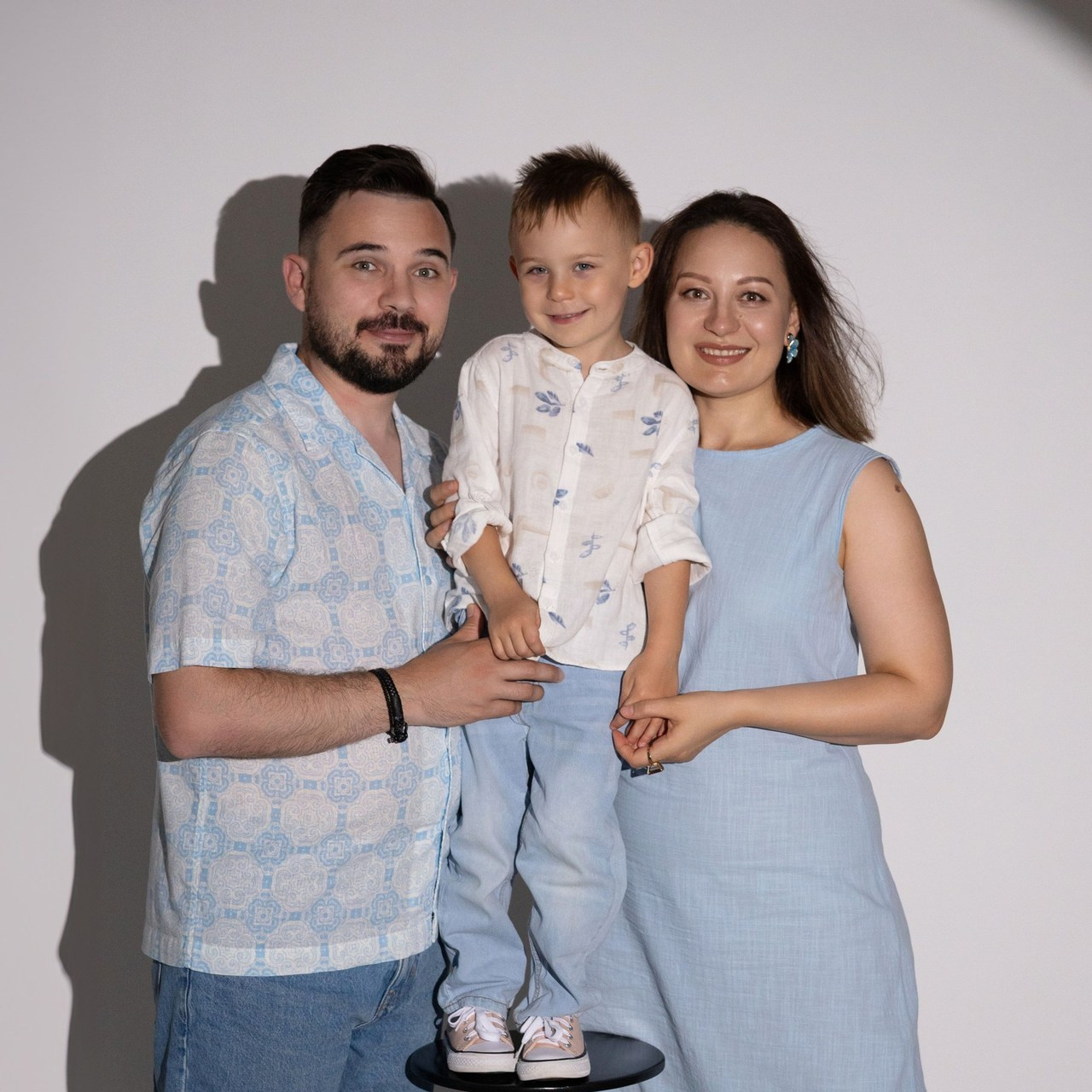 RECENZII. Fotograf de familie la Ungheni și Reggio-Emilia, Alessia Slivca
