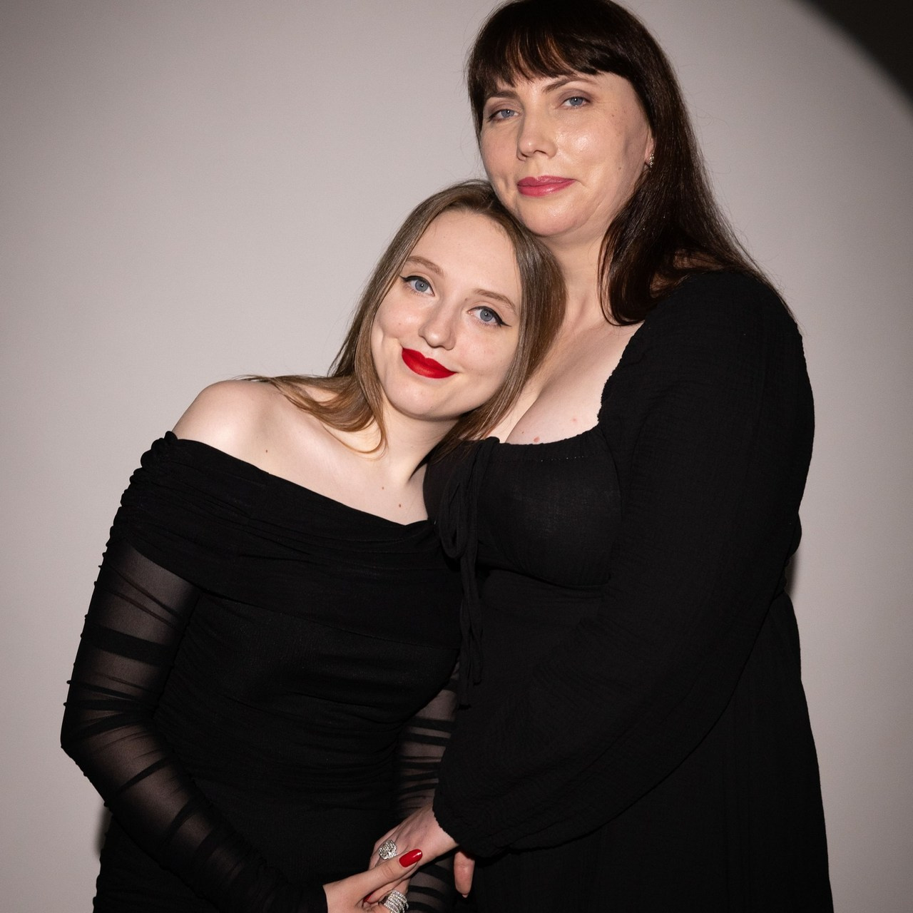 RECENZII. Fotograf de familie la Ungheni și Reggio-Emilia, Alessia Slivca