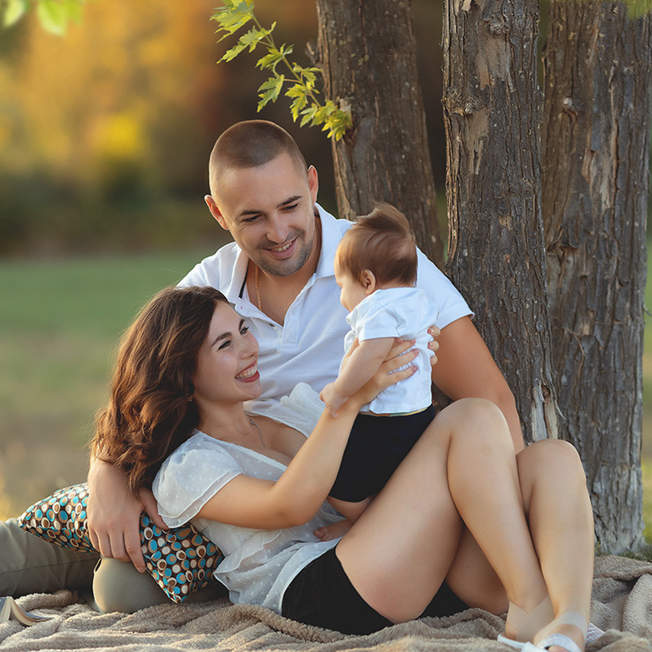 RECENZII. Fotograf de familie la Ungheni și Reggio-Emilia, Alessia Slivca