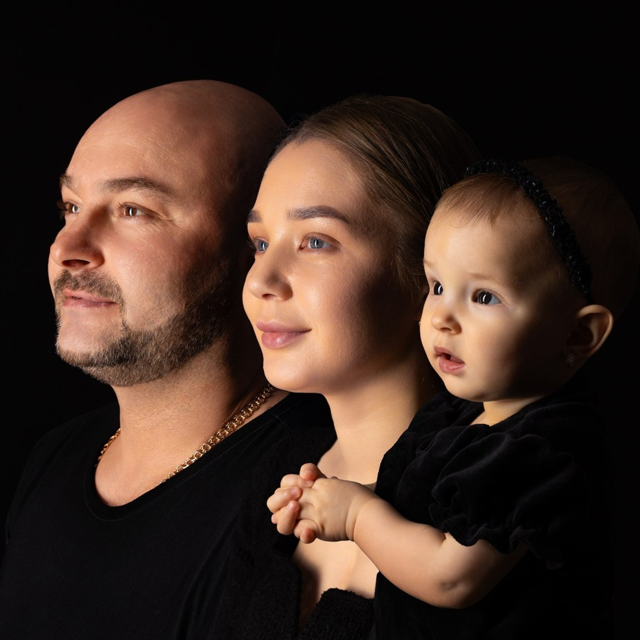 RECENZII. Fotograf de familie la Ungheni și Reggio-Emilia, Alessia Slivca