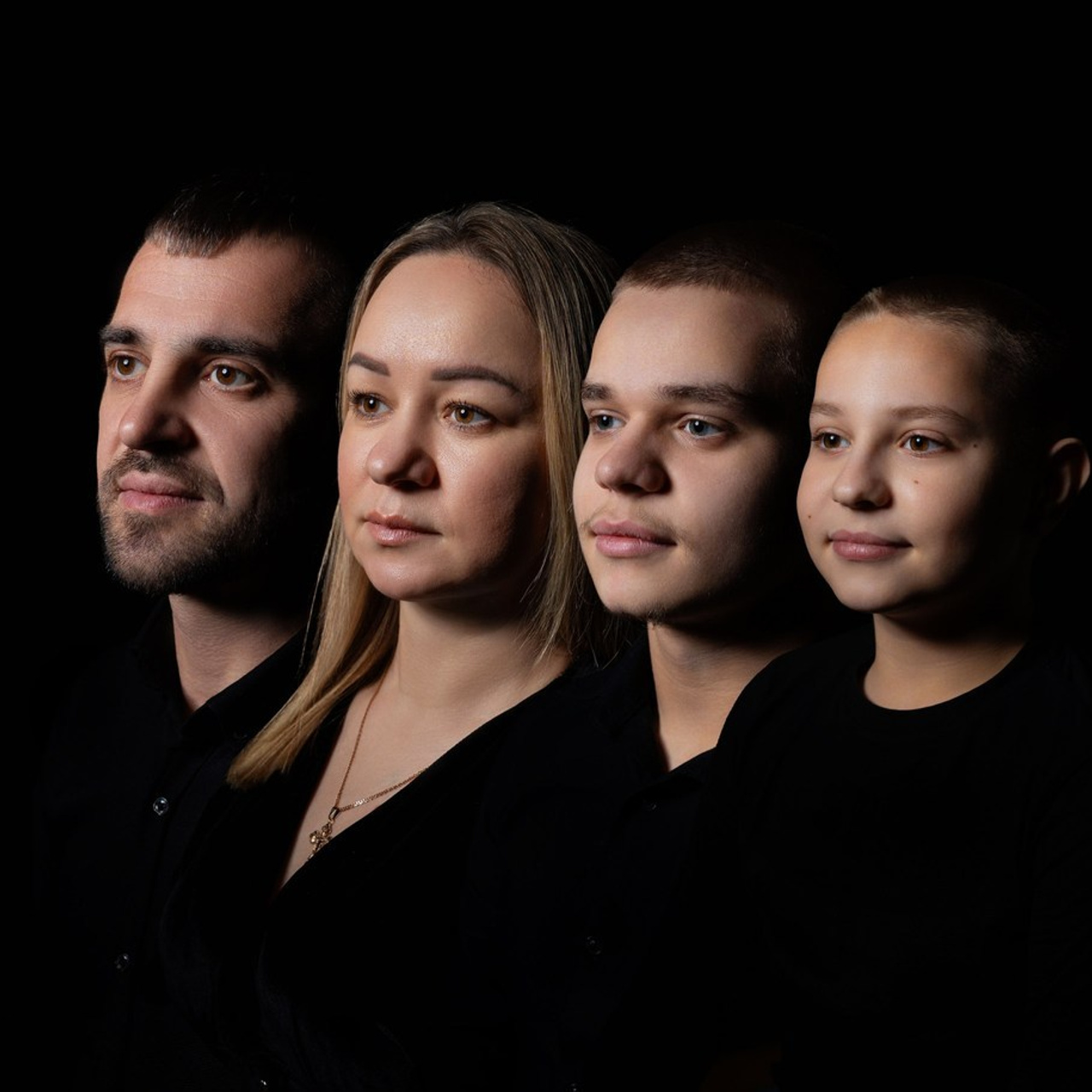 RECENZII. Fotograf de familie la Ungheni și Reggio-Emilia, Alessia Slivca