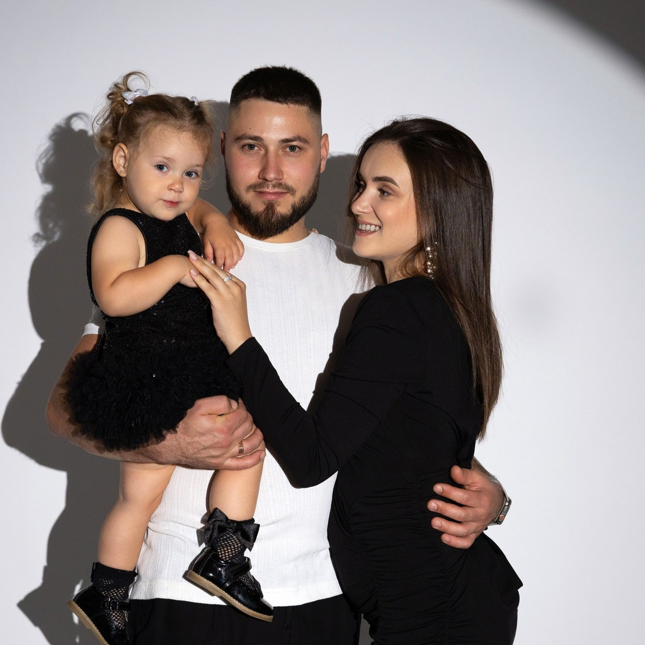 RECENZII. Fotograf de familie la Ungheni și Reggio-Emilia, Alessia Slivca