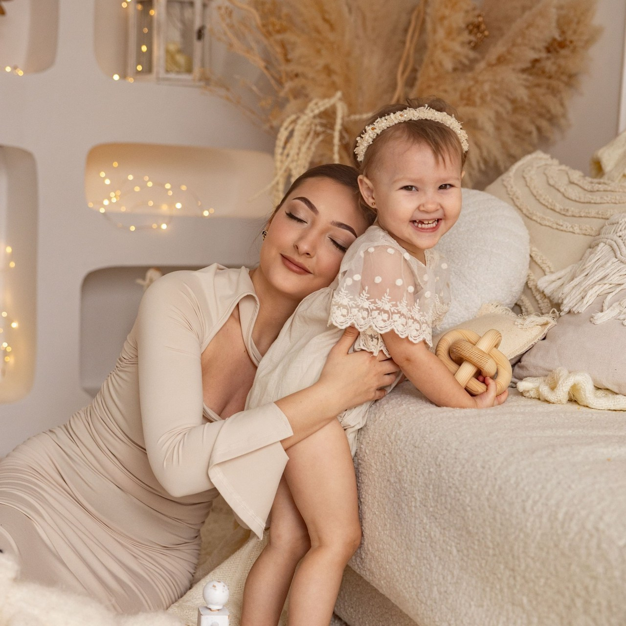 RECENZII. Fotograf de familie la Ungheni și Reggio-Emilia, Alessia Slivca