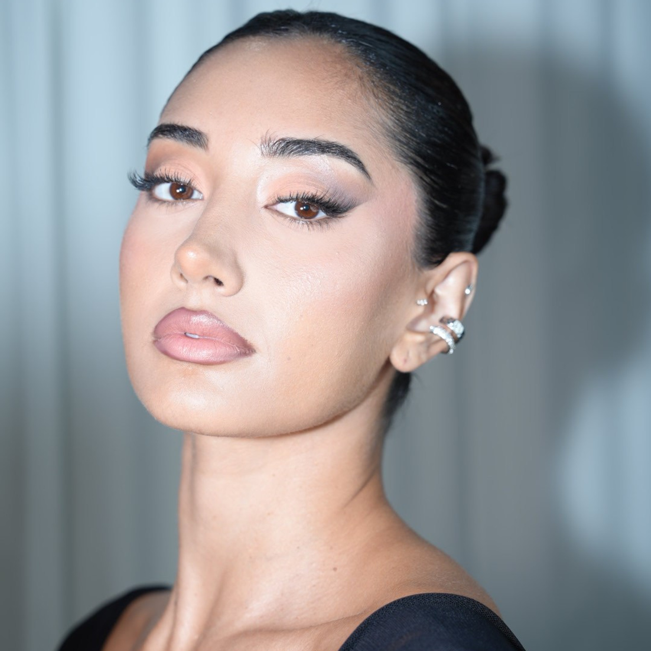 Erdenet | Female Photographer & Content Creator