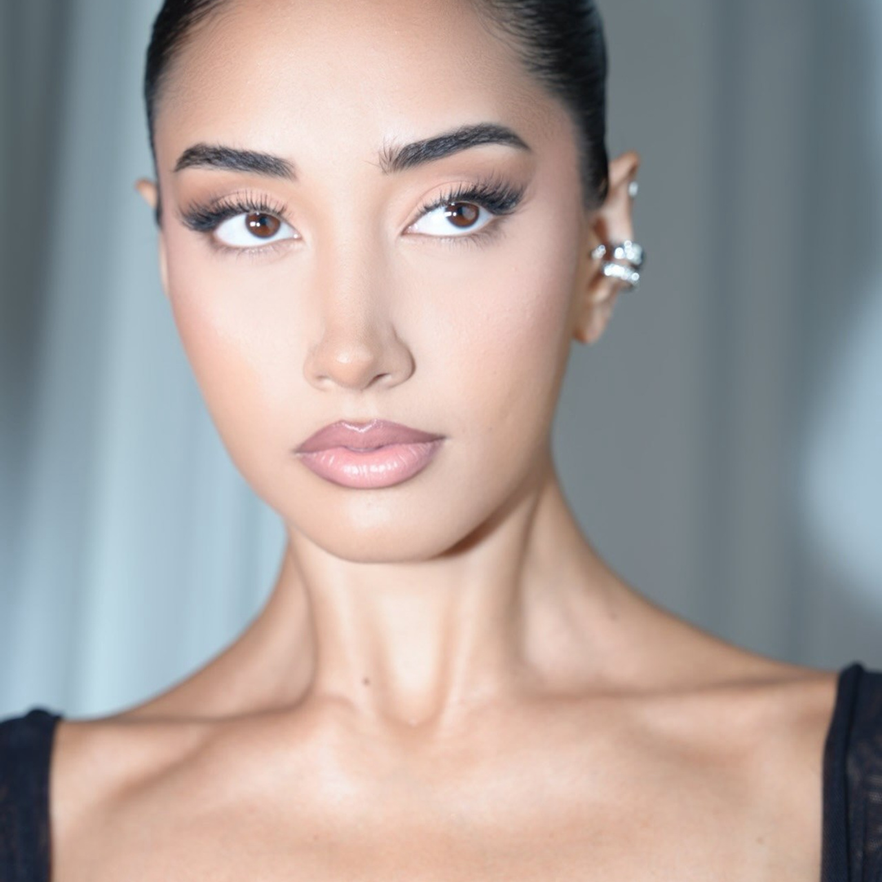 Beauty Content. Erdenet | Female Photographer & Content Creator