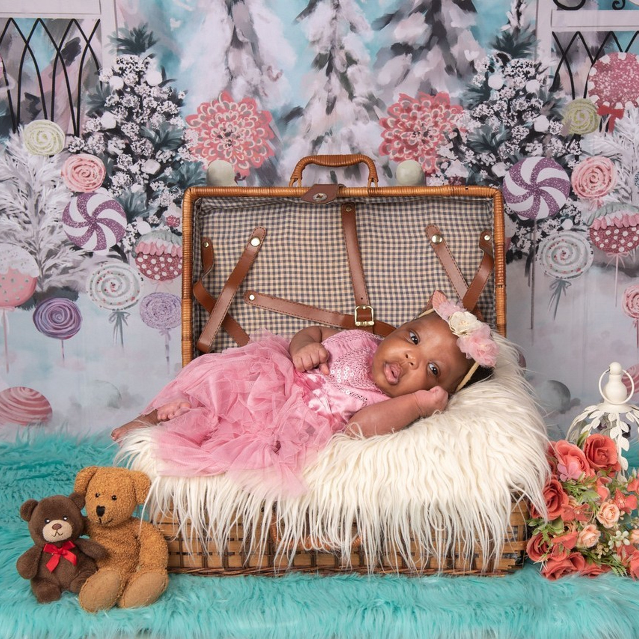 Happy Clients our Newborn Baby and Family shoot @Nairobi & Mombasa. Newborn, Baby, Maternity and Family Photographer Nairobi Mombasa Kenya