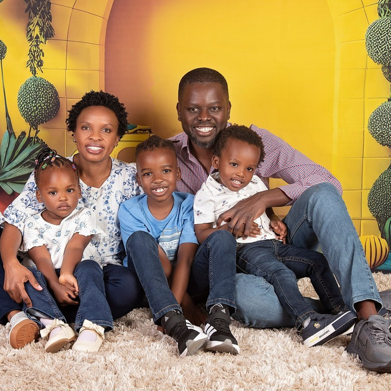 Happy Clients our Newborn Baby and Family shoot @Nairobi & Mombasa. Newborn, Baby, Maternity and Family Photographer Nairobi Mombasa Kenya