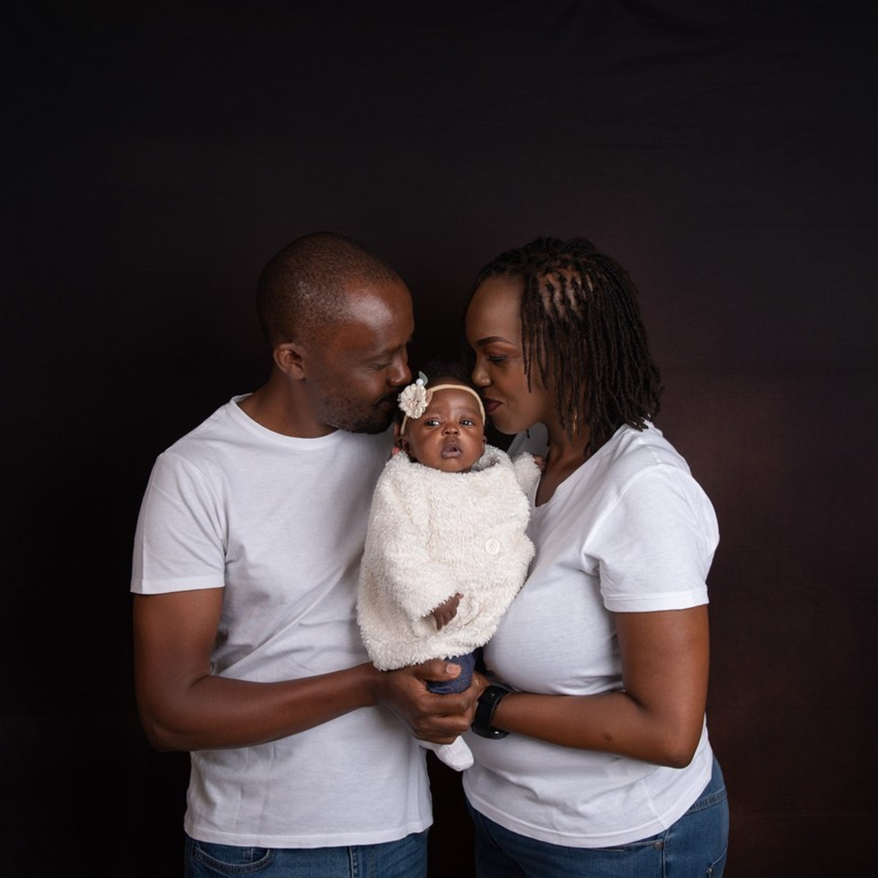 Happy Clients our Newborn Baby and Family shoot @Nairobi & Mombasa. Newborn, Baby, Maternity and Family Photographer Nairobi Mombasa Kenya