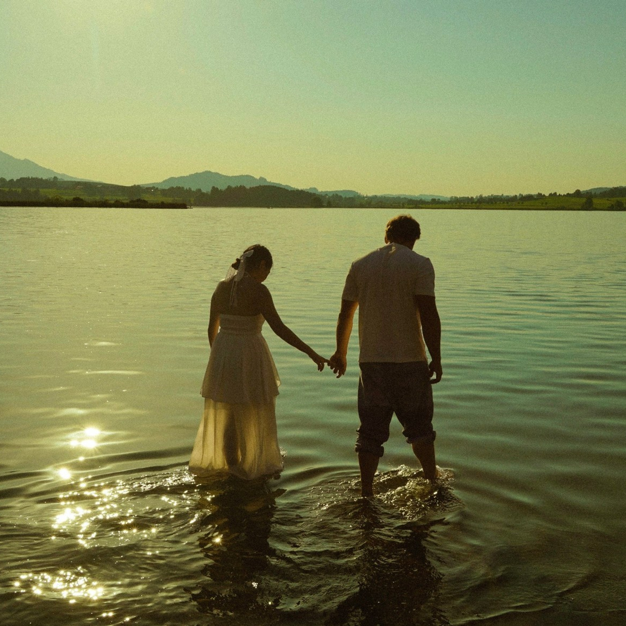 REVIEWS. Couple & wedding photographer based in Bavaria Germany Alps I ForLoveLegends