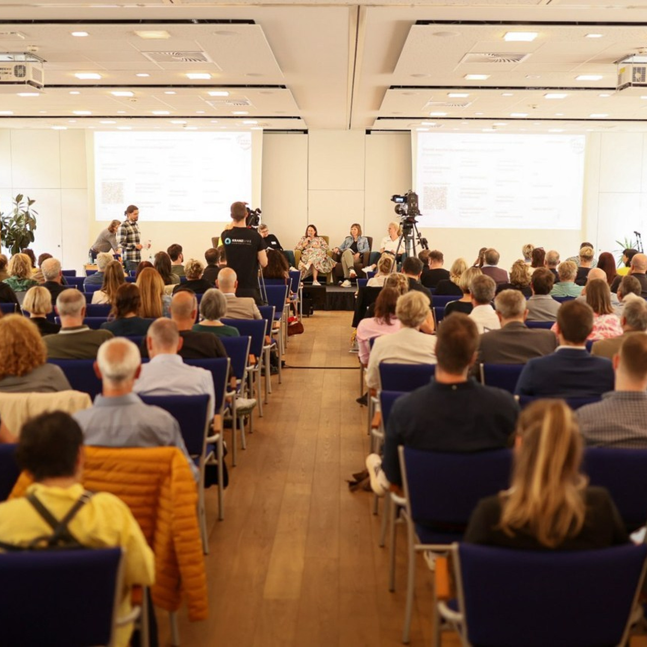 Fotograf Freiburg. Fotograf in Freiburg, Meerim Kaufmann