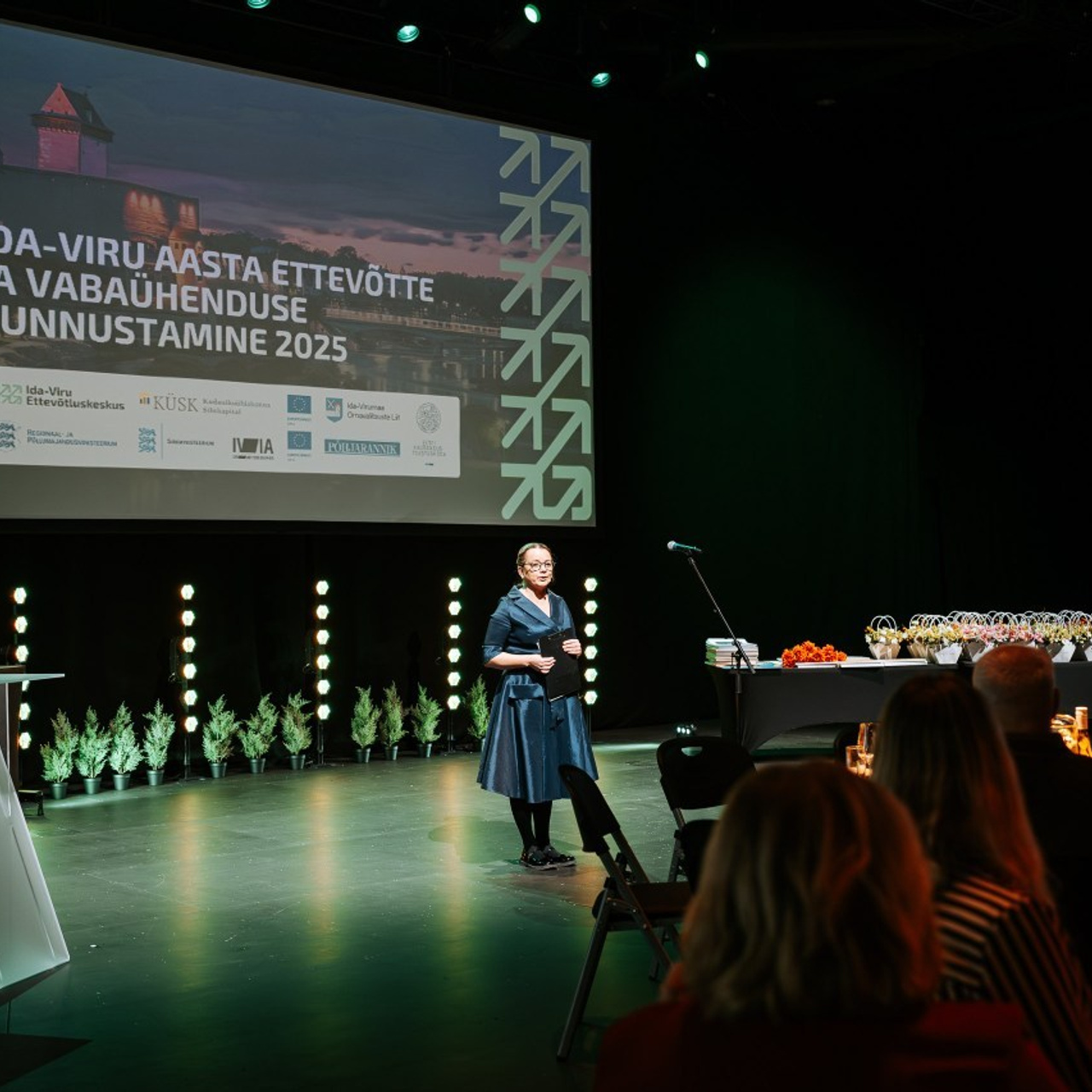 Arvustused. Jelizaveta Gross - reportaaži- ja portreefotograaf Narvas