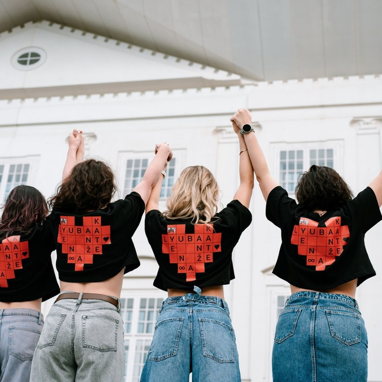 Arvustused. Jelizaveta Gross - reportaaži- ja portreefotograaf Narvas