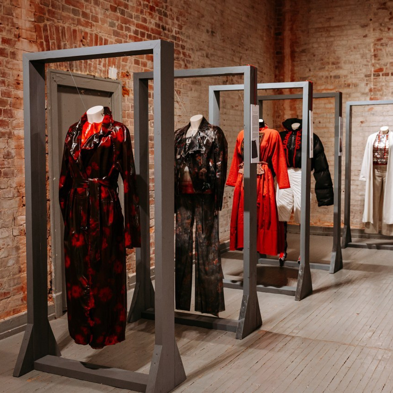 Arvustused. Jelizaveta Gross - reportaaži- ja portreefotograaf Narvas