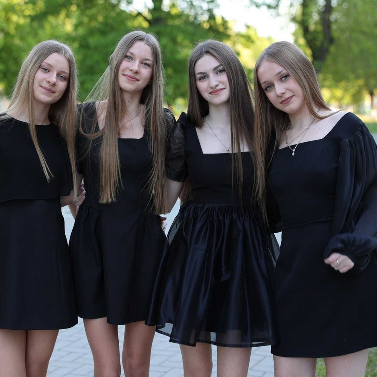 Recenzii Estudent.md – Păreri despre Albume și Ședințe Foto de Absolvire