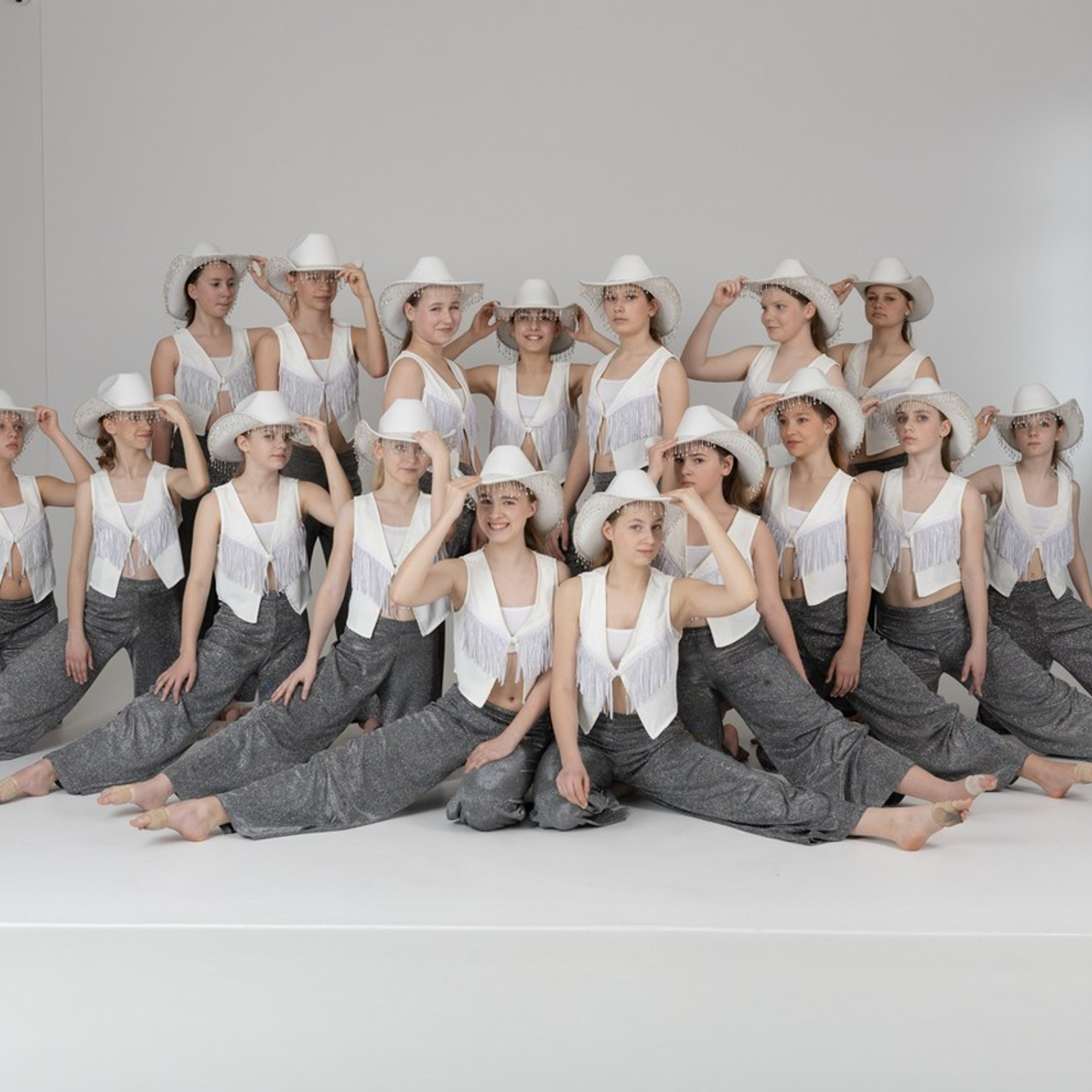 Evgeny Timofeyev | Wedding & Content photographer and videographer