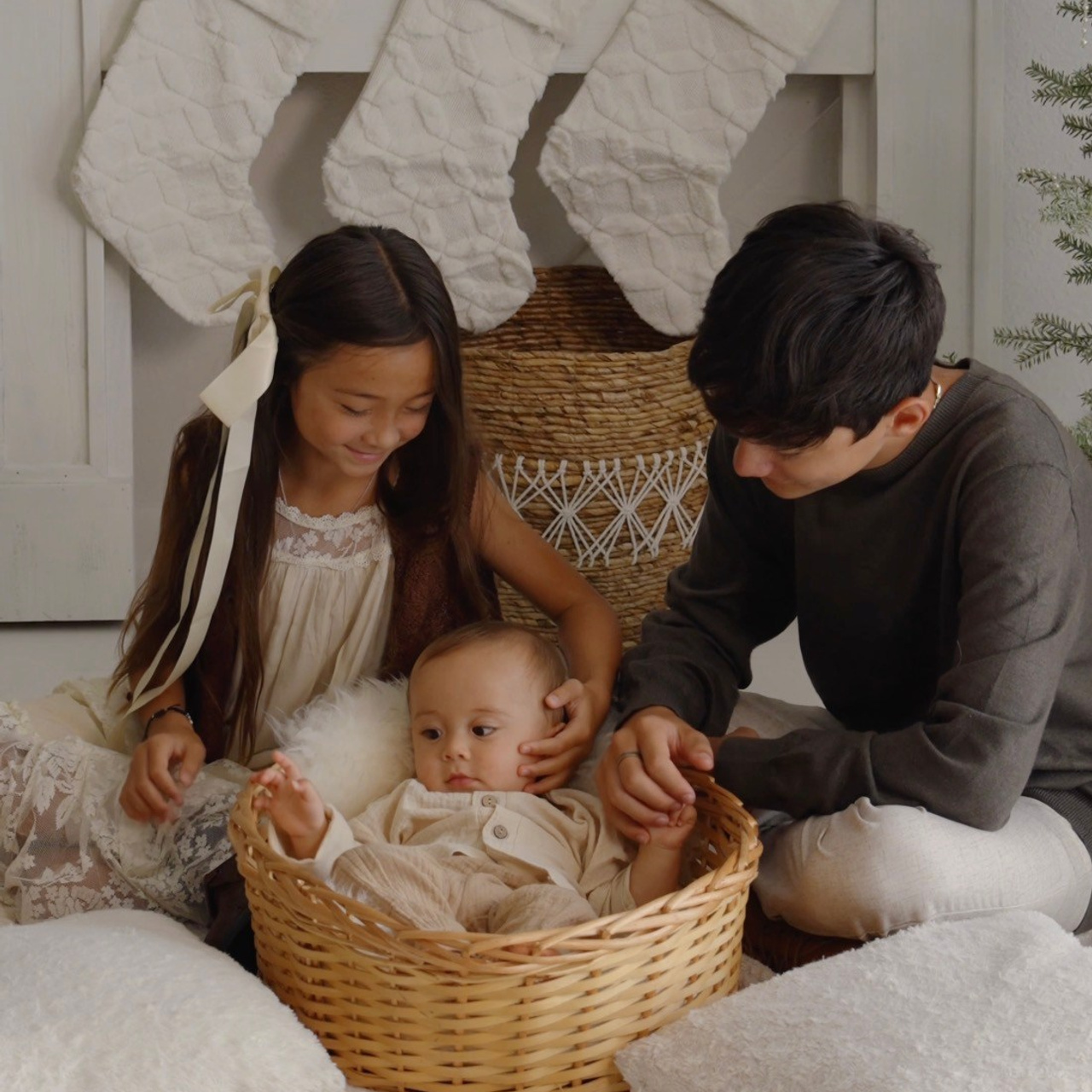 Christmas Studio Mini Sessions — Family Photography in Jacksonville, FL