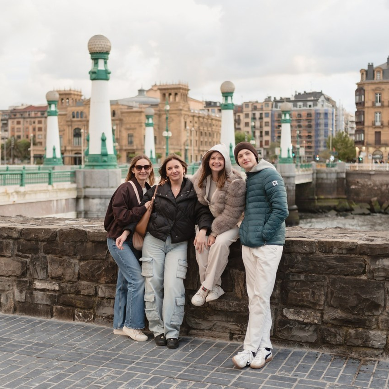 Reviews. Holigood foto y video reportaje de bodas en San Sebastián y Europa