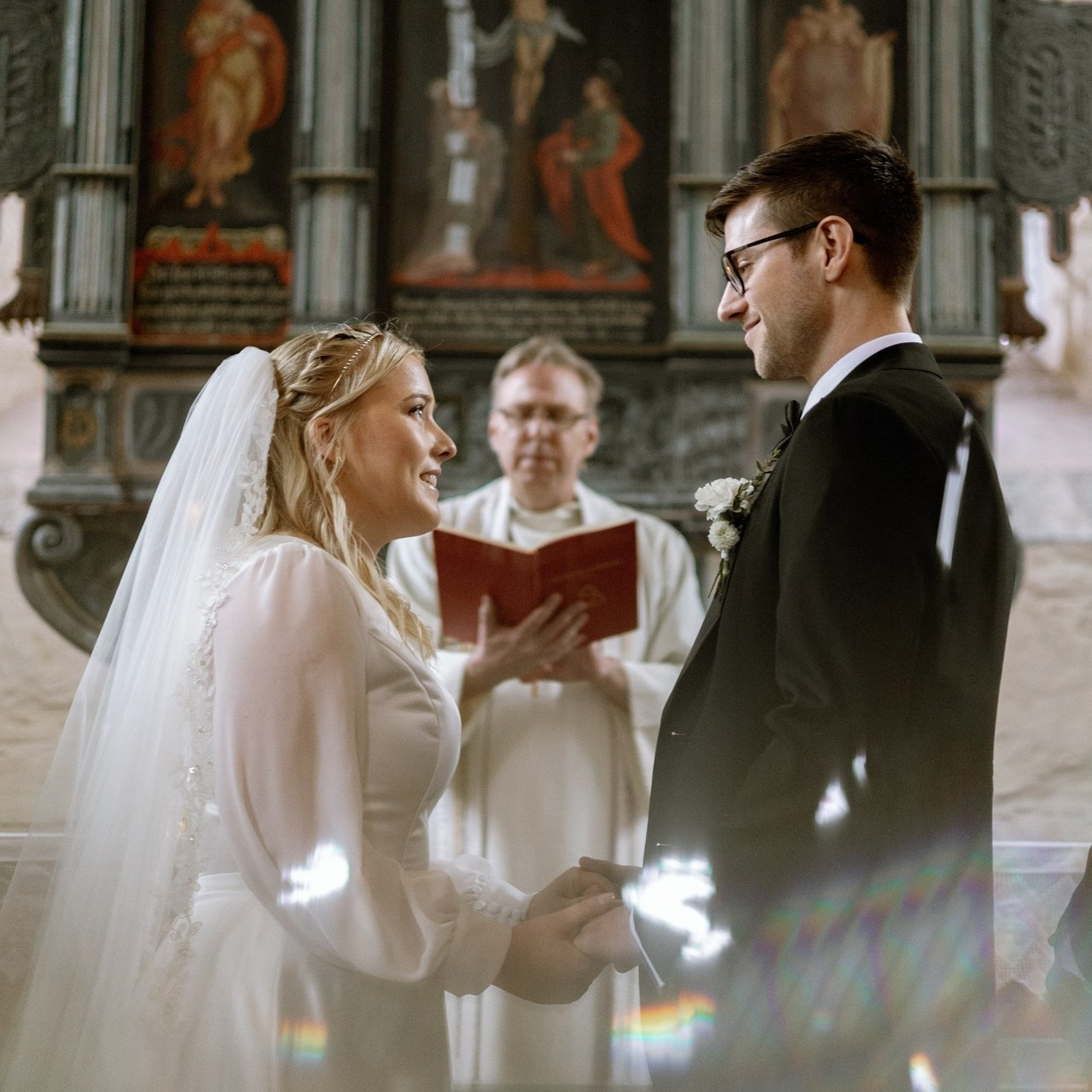 Reviews. Warm family & Wedding stories