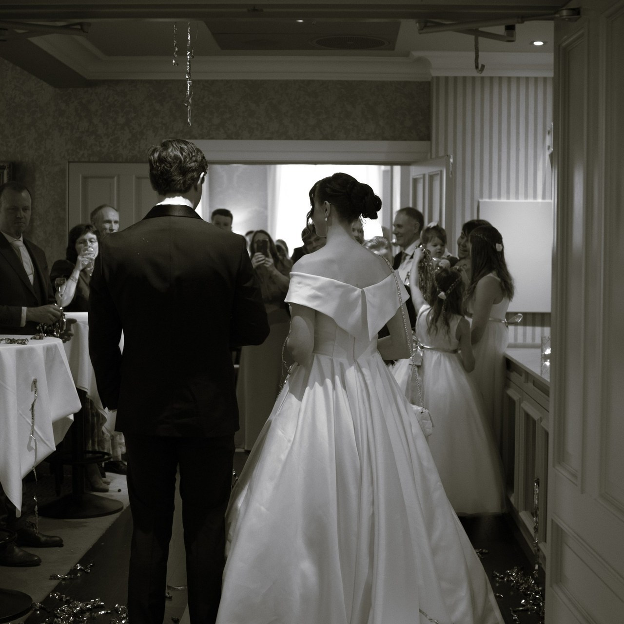 Reviews. Warm family & Wedding stories