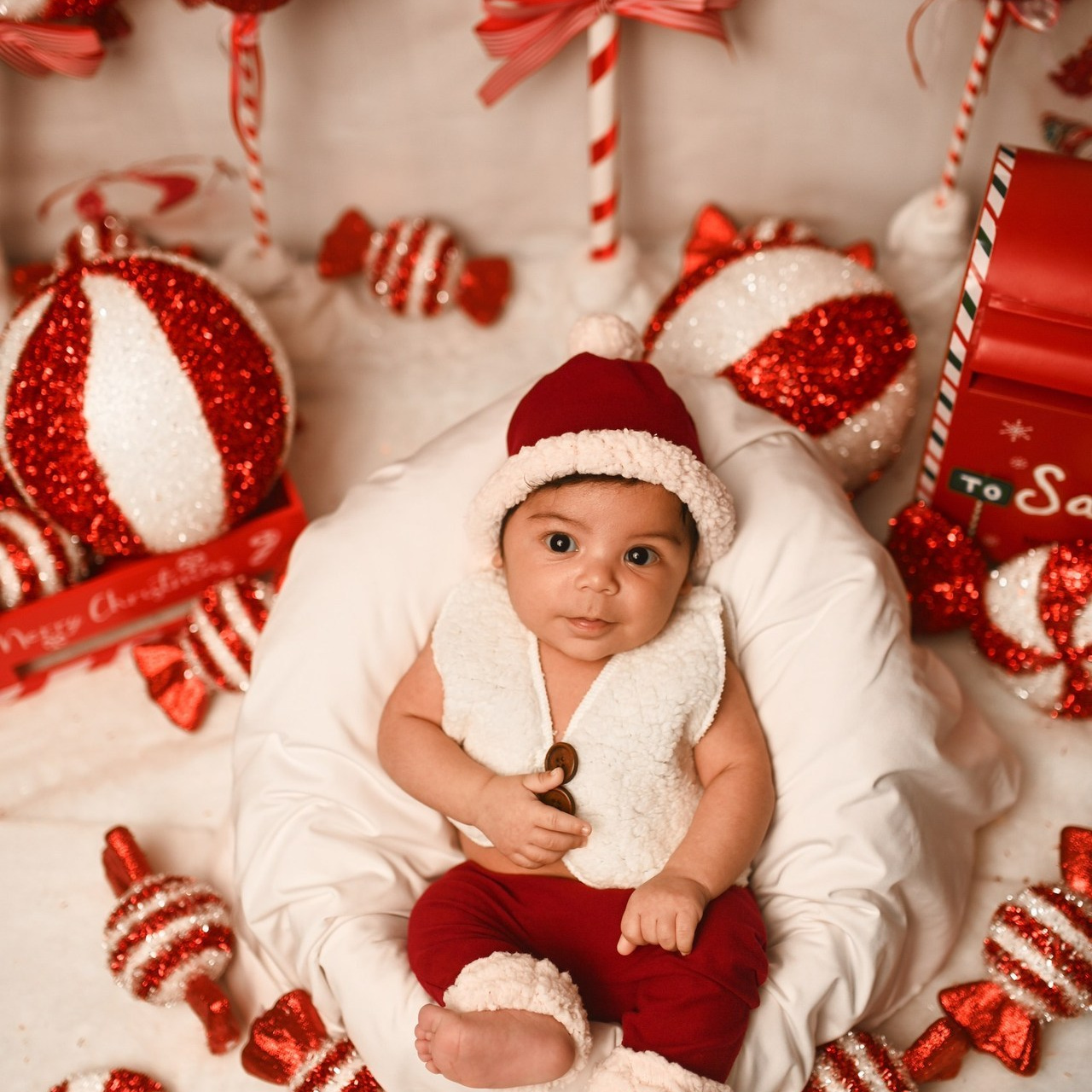 Επαγγελματική φωτογράφιση εγκυμοσύνης και νεογέννητου στη Ρόδο. Φωτογράφος νεογέννητων στη Ρόδο. Φωτογράφιση εγκυμοσύνης